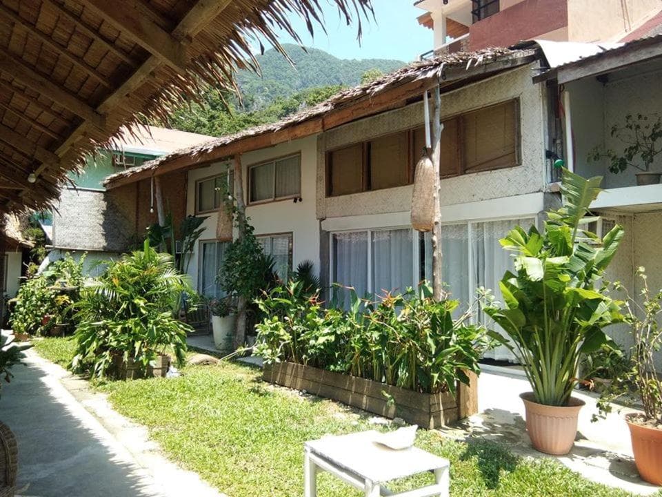 Garden loft 90sqm in the heart of El Nido- 2 bedrooms