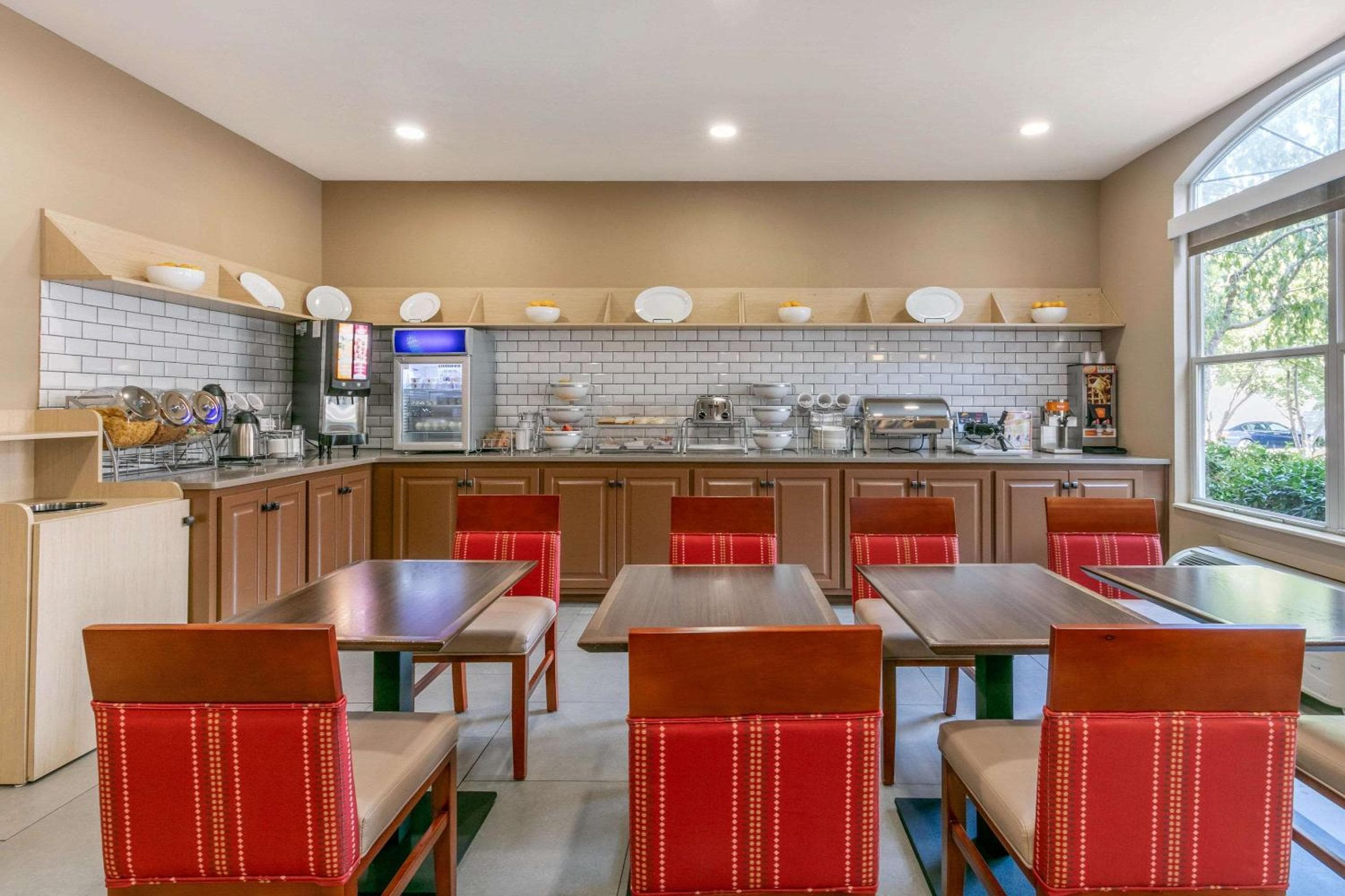 Comfort Inn & Suites Nashville Franklin Cool Springs