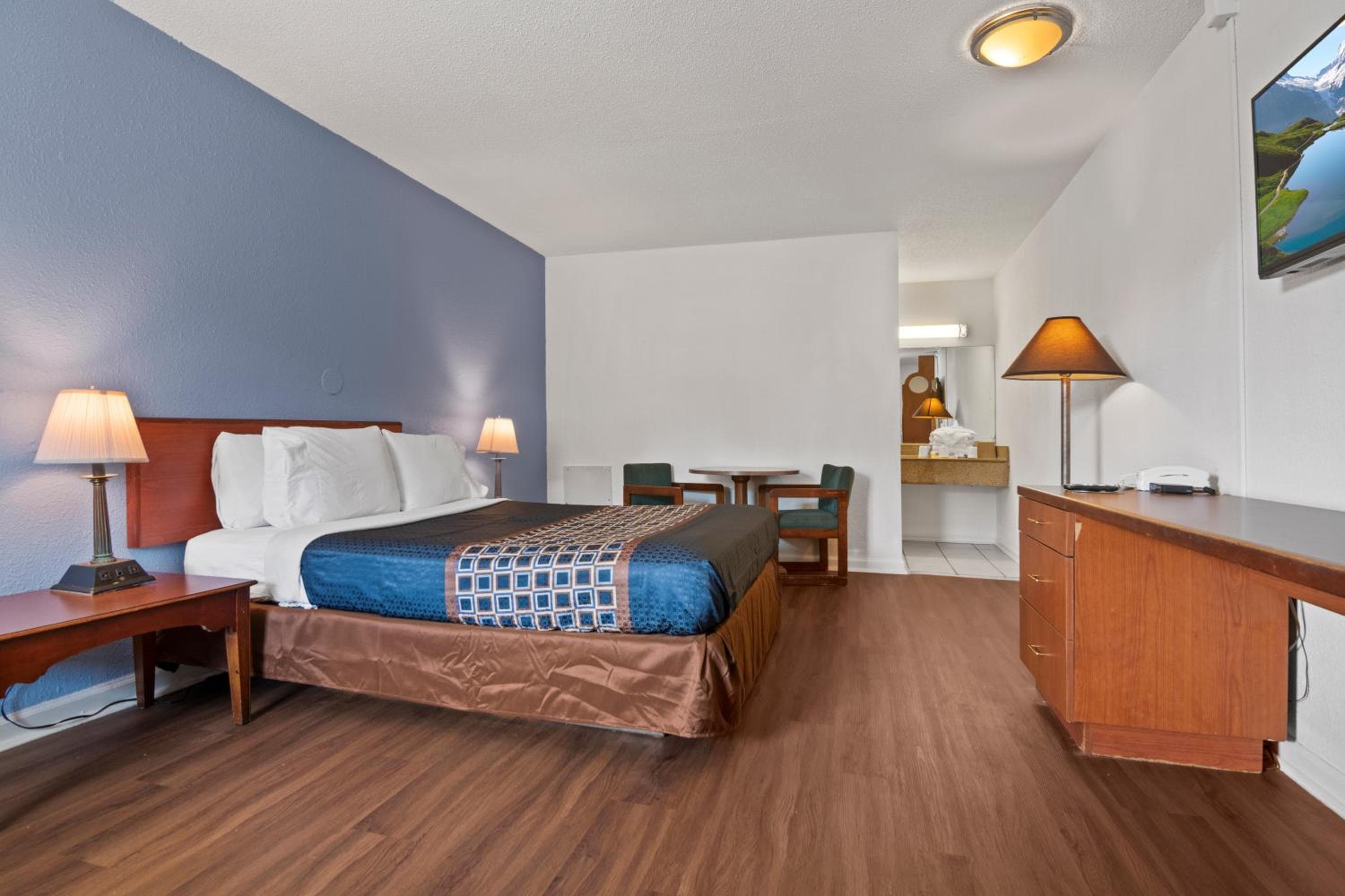 Economy Lodge Portsmouth