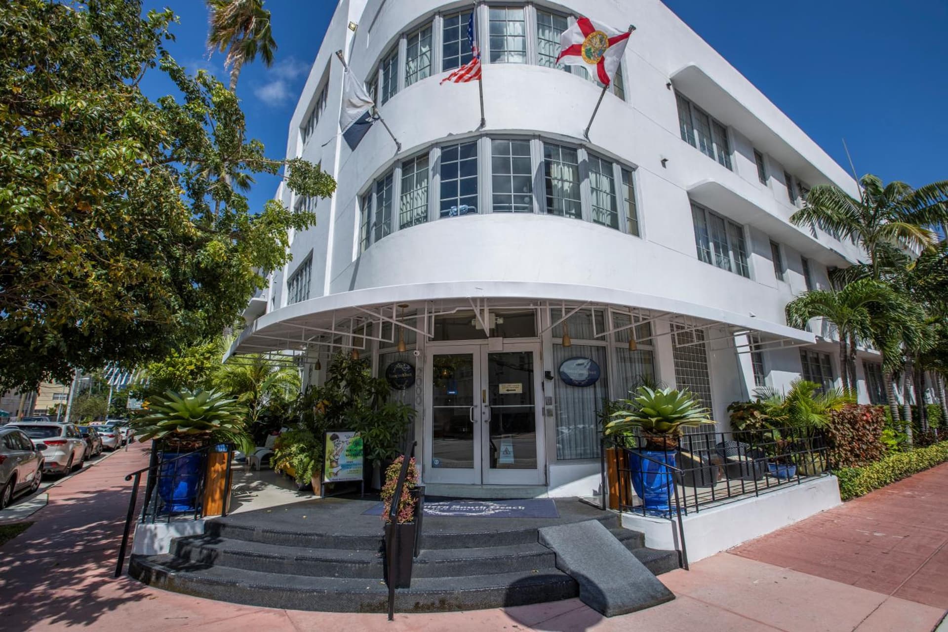 Riviera Suites
