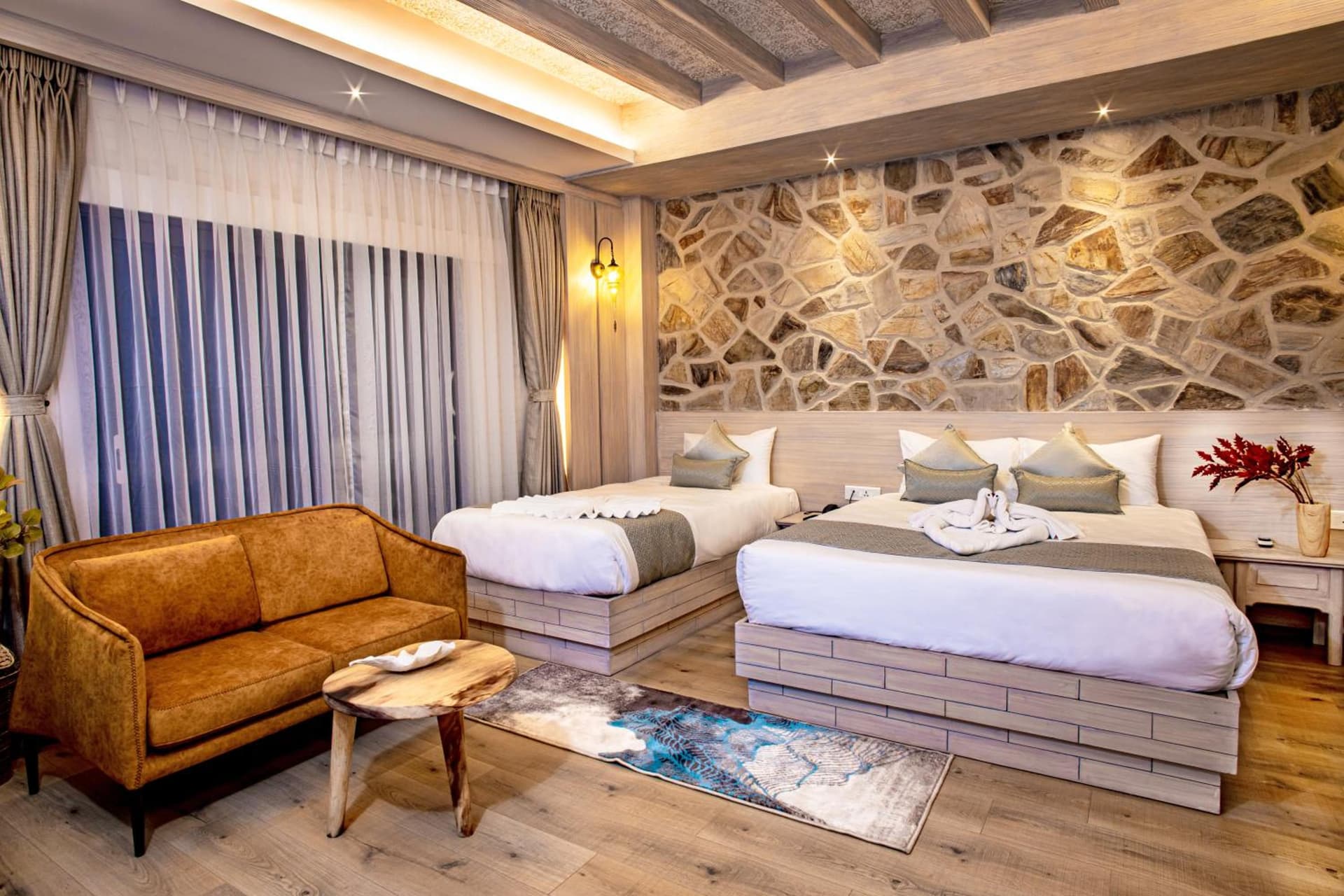 Arushi Boutique Hotel