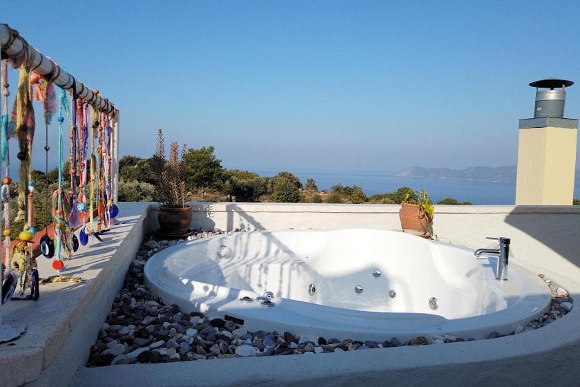 Mandarin & Mango Boutique Hotel