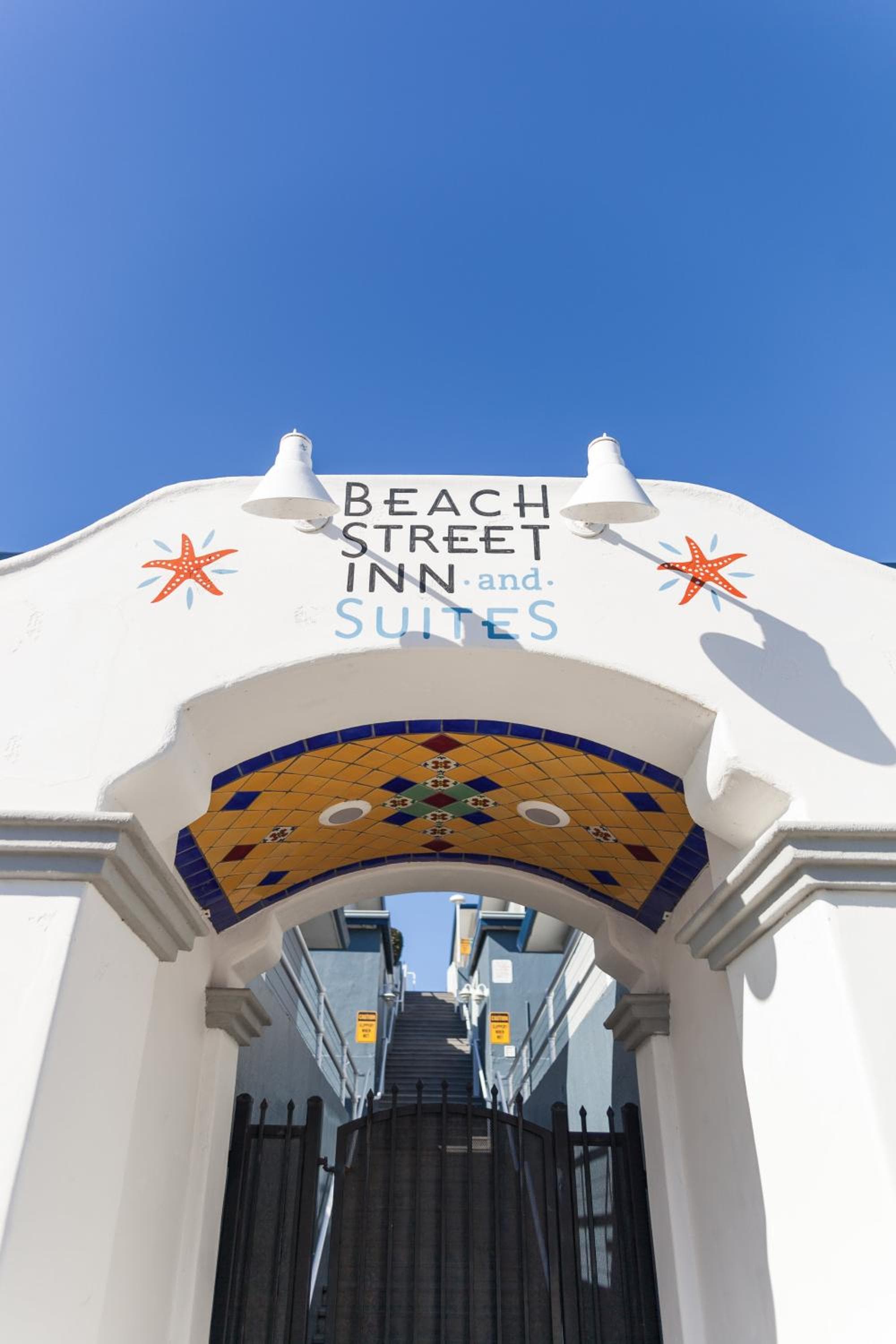 Beach Street Inn and Suites
