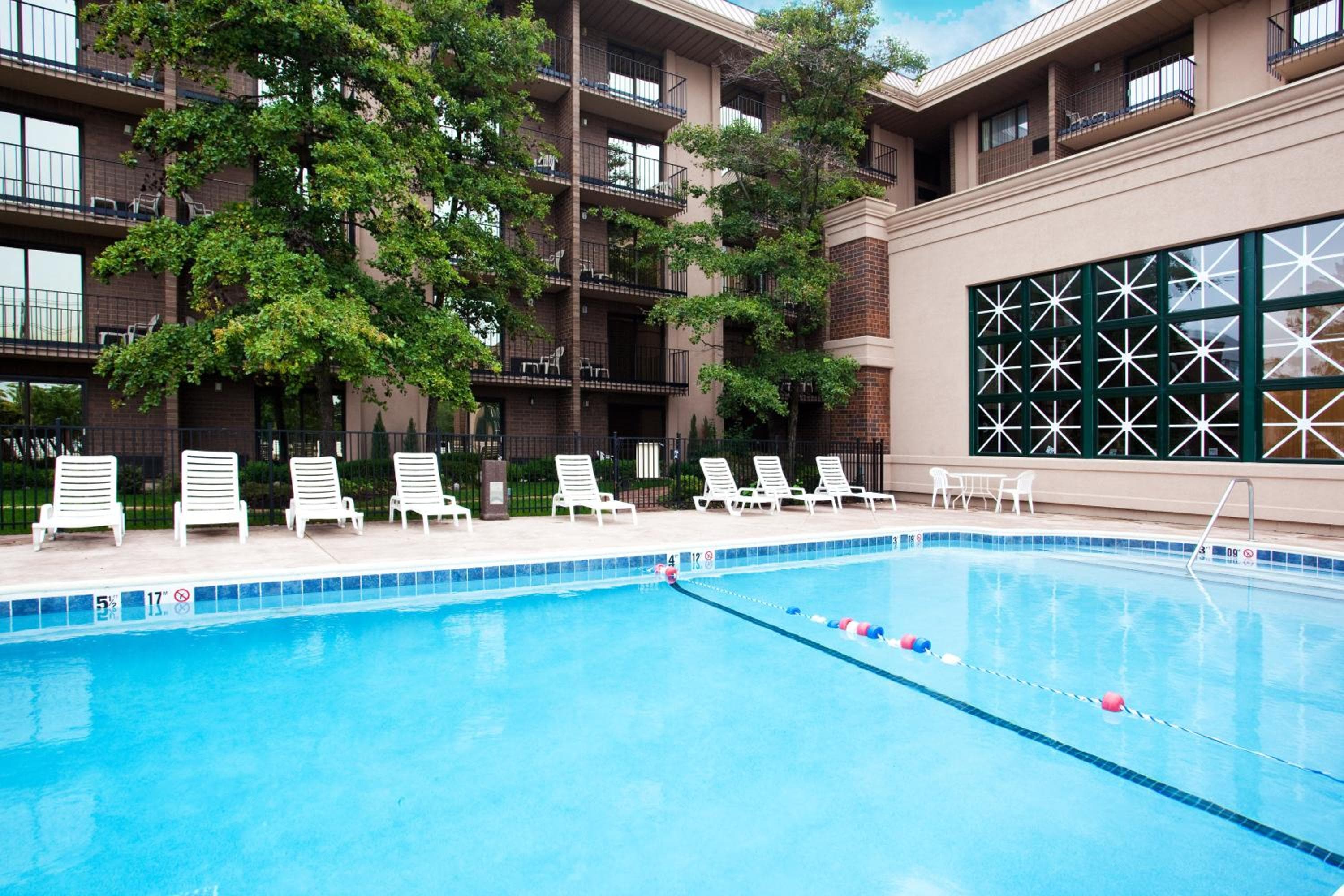 Holiday Inn Express Schaumburg-Rolling Meadows by IHG