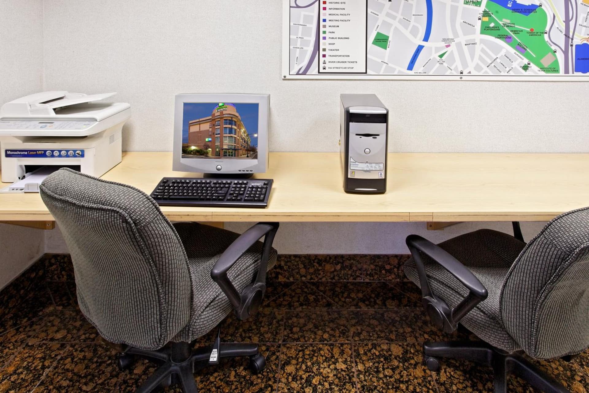 Holiday Inn Express Hotel & Suites San Antonio - Rivercenter Area by IHG