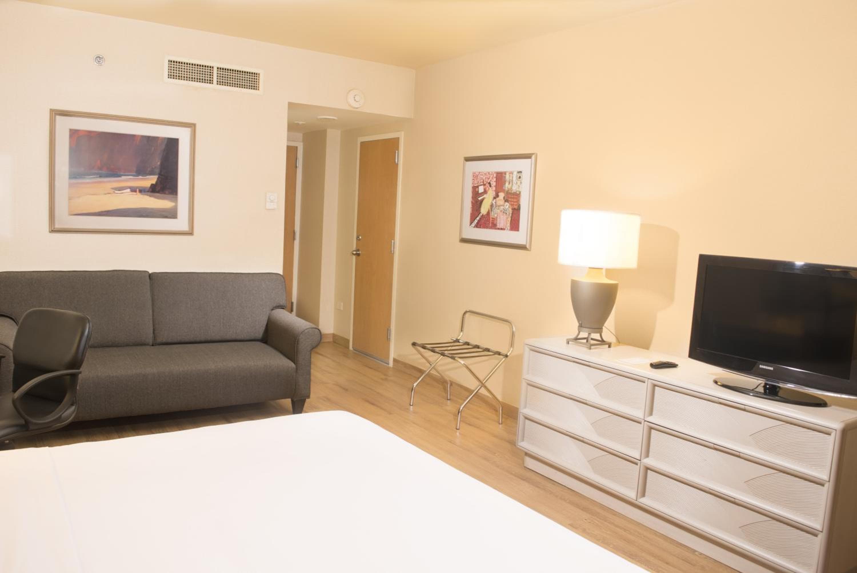 Holiday Inn Express Monterrey Galerias-San Jeronimo by IHG