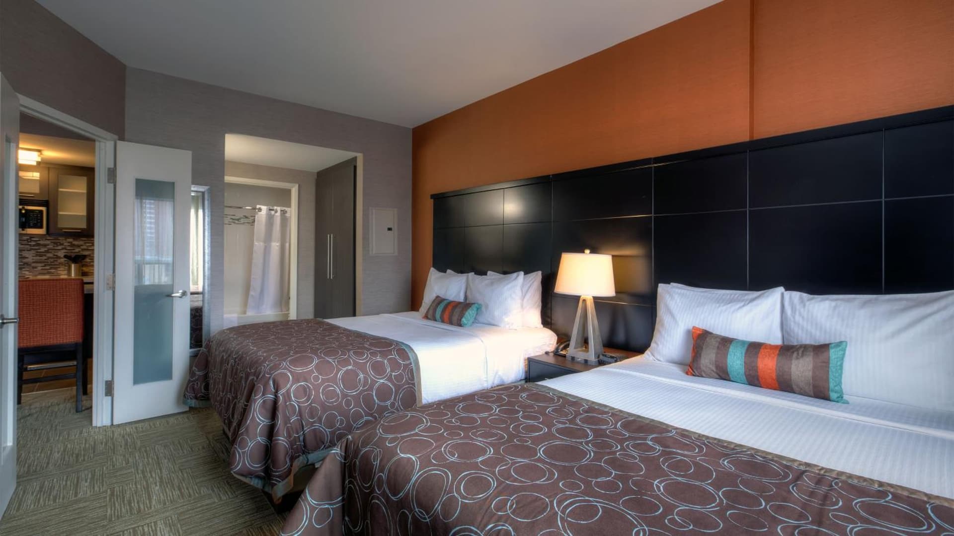 Staybridge Suites Hamilton - Downtown by IHG