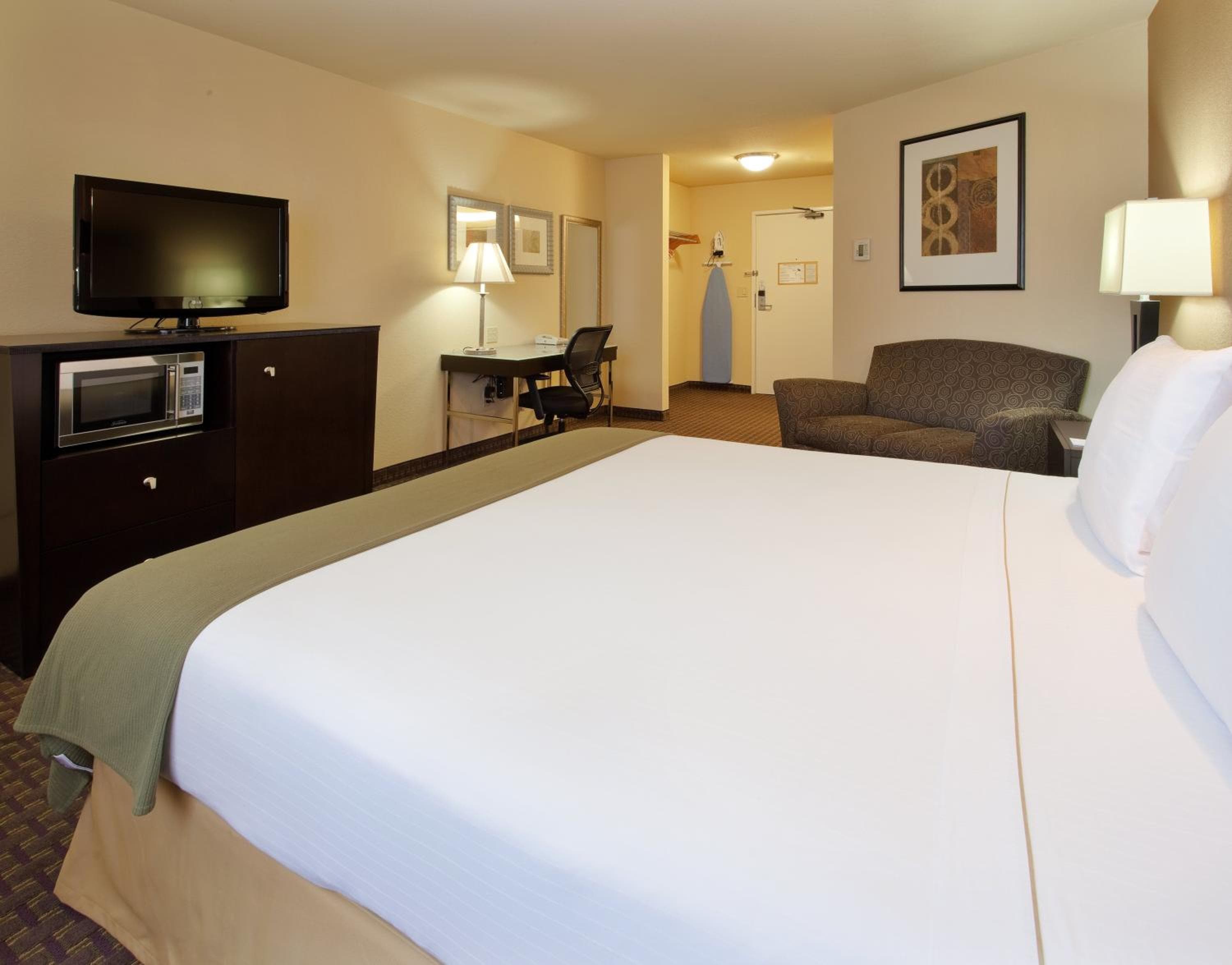 Holiday Inn Express Union City San Jose by IHG