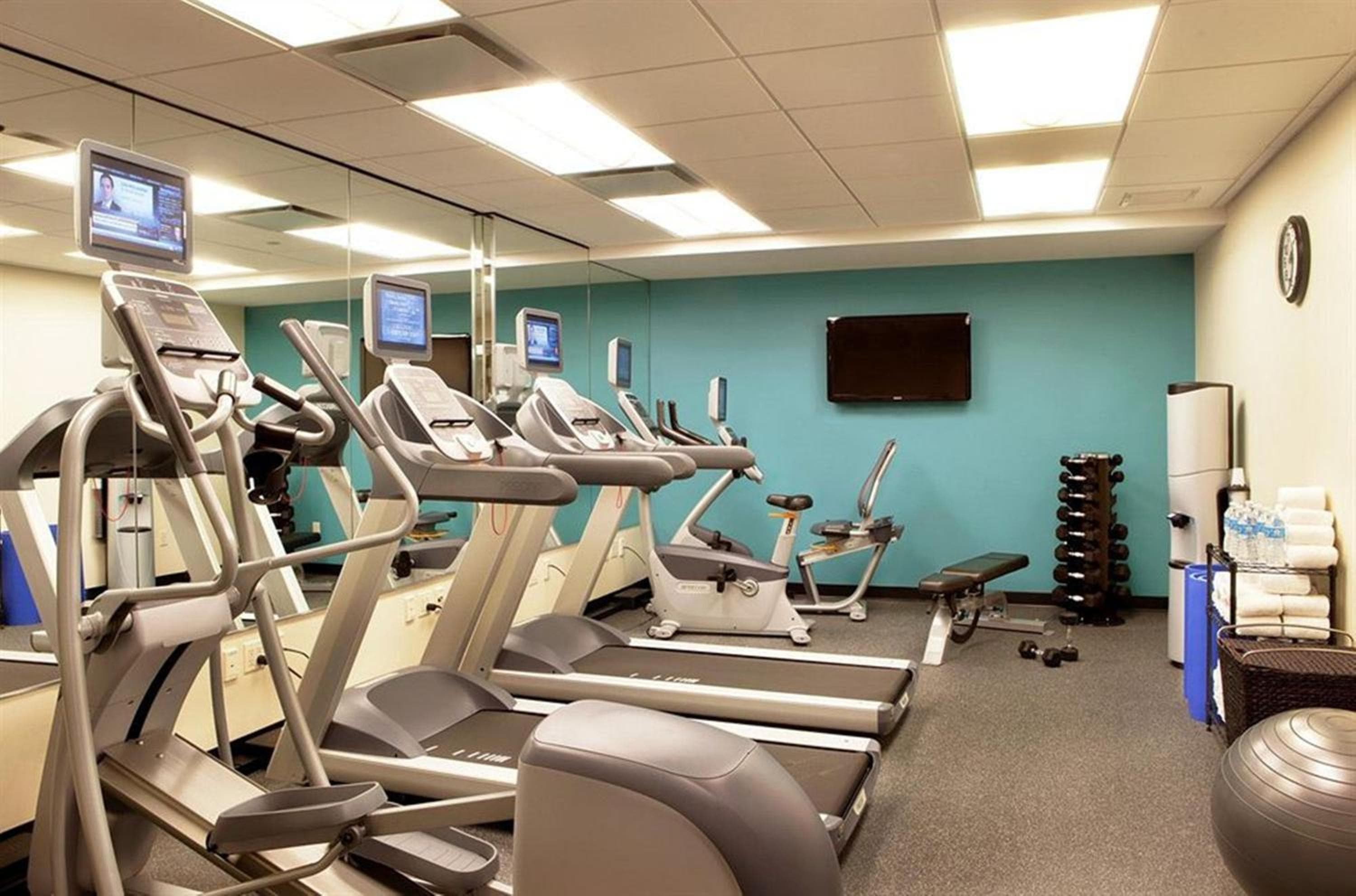 Holiday Inn Express - Times Square South by IHG