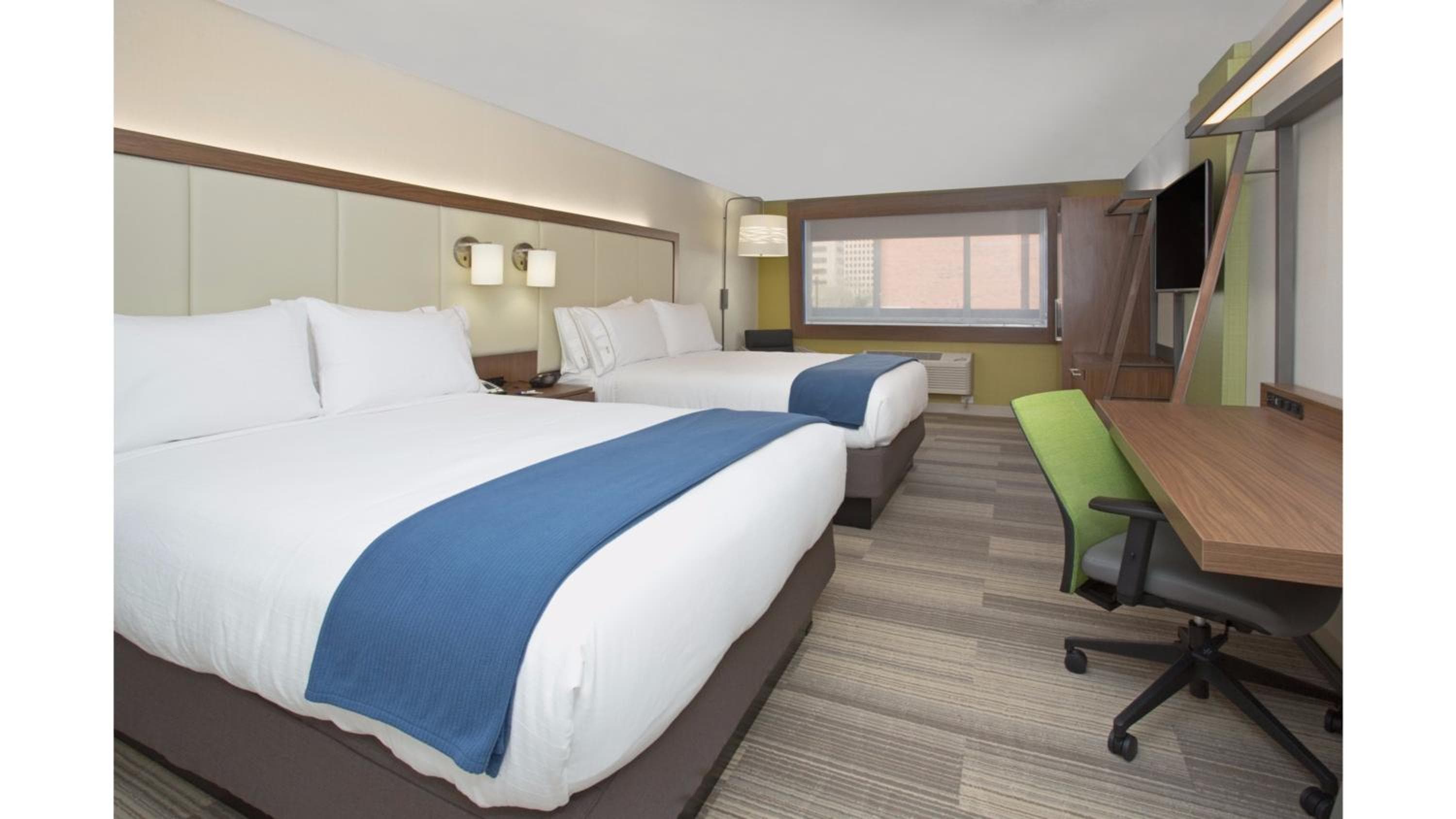 Holiday Inn Express & Suites - Olathe South by IHG