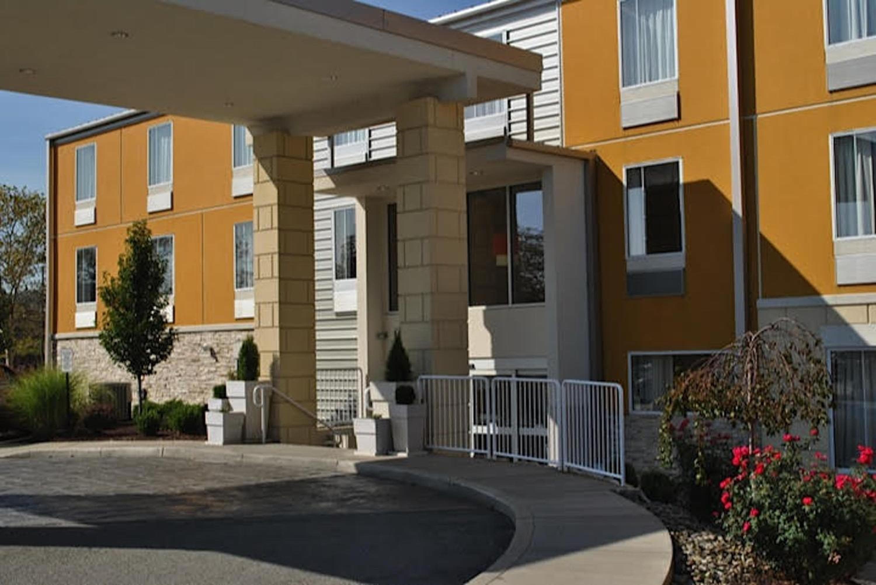 Holiday Inn Express Pittsburgh - Munhall by IHG