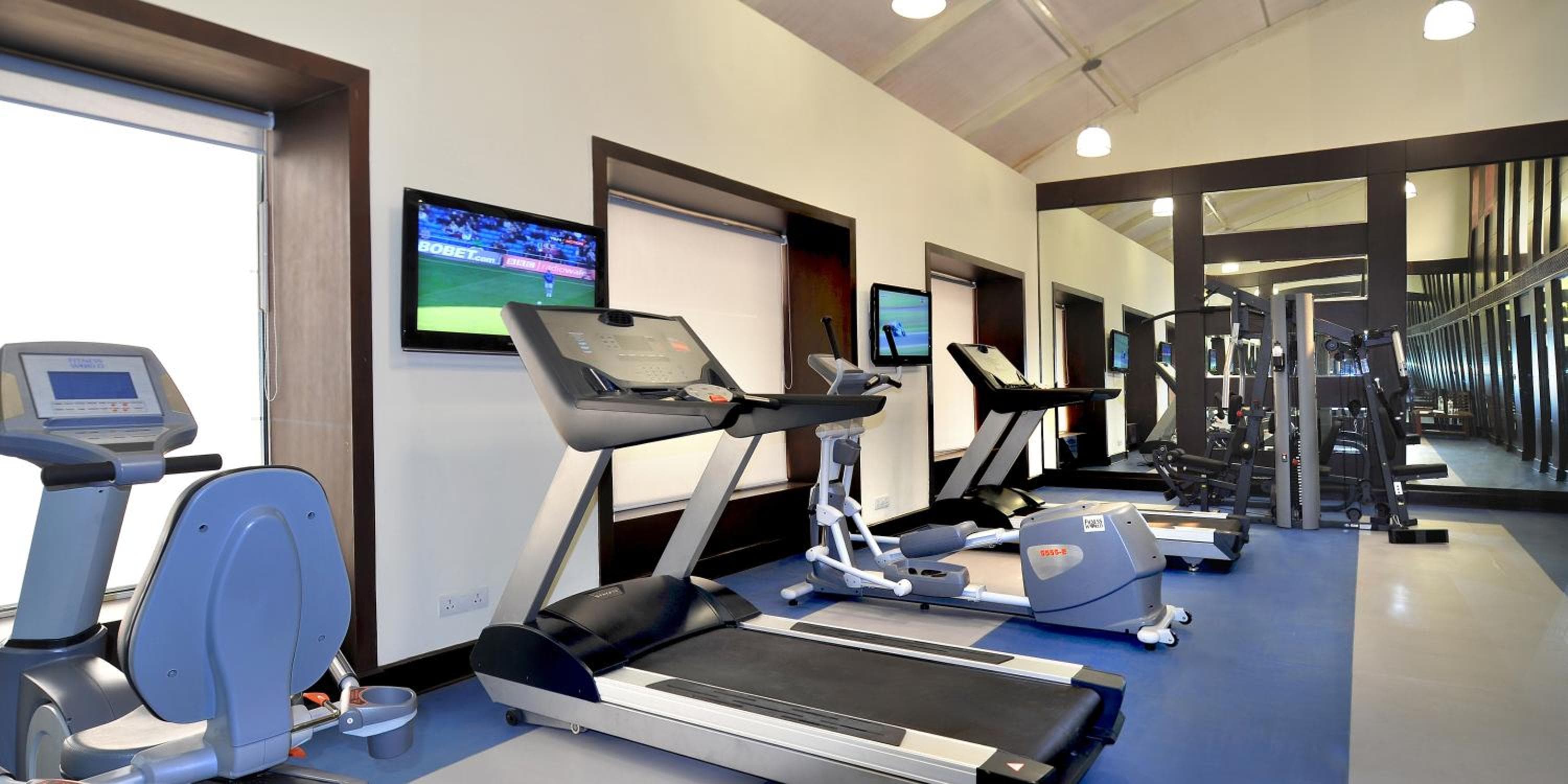 Country Inn & Suites by Radisson, Gurugram Sector 12