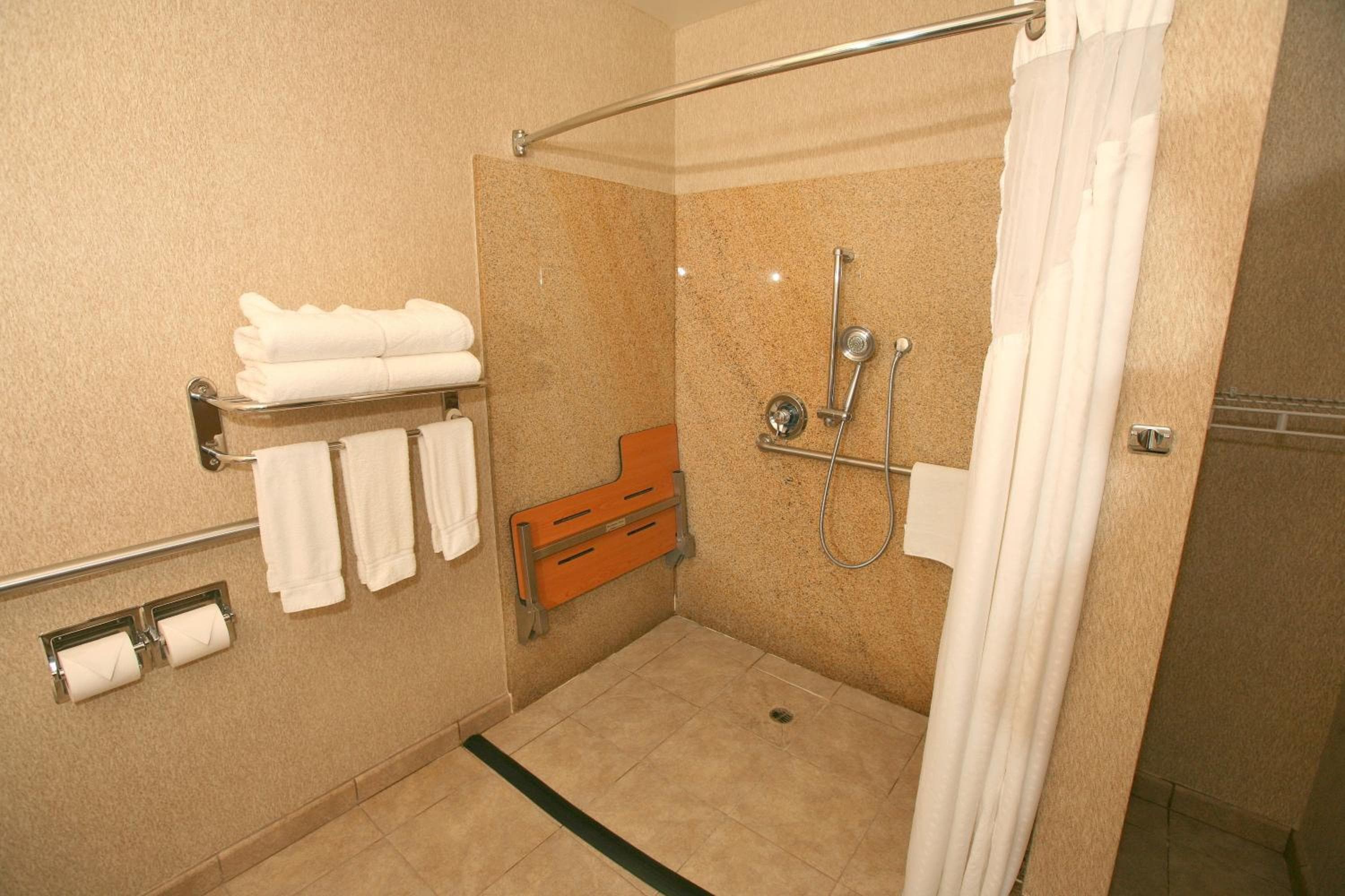 Holiday Inn Express San Diego South - Chula Vista by IHG
