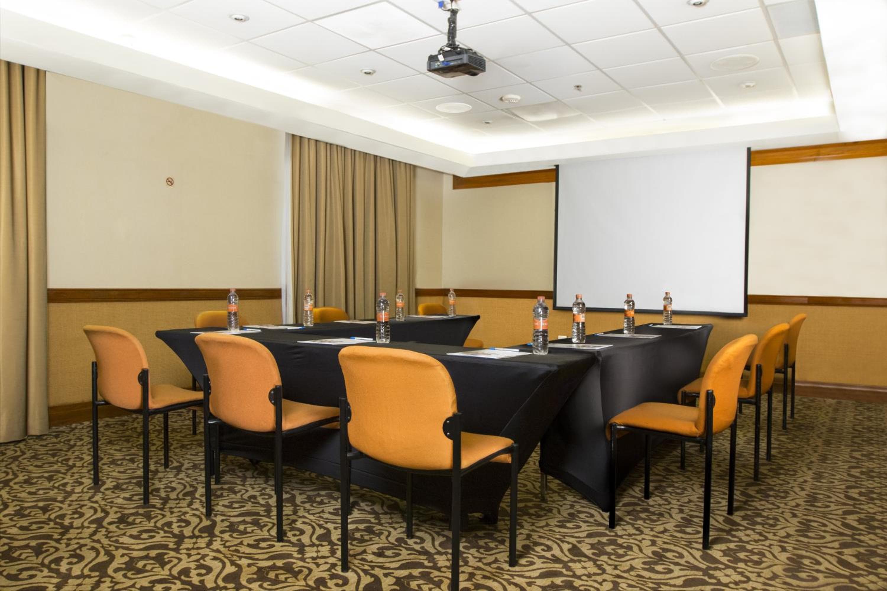 Holiday Inn Express Monterrey Galerias-San Jeronimo by IHG
