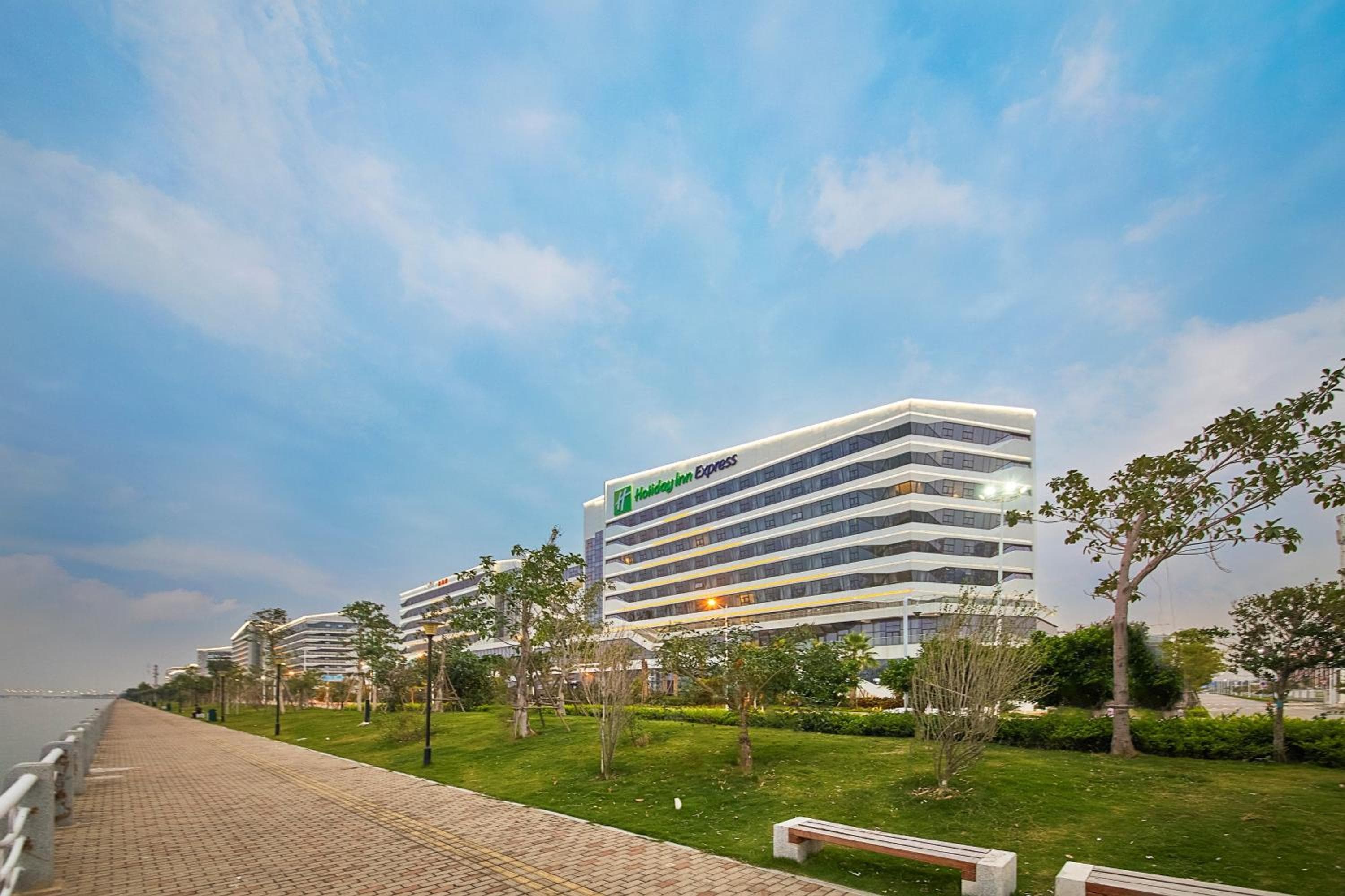 Holiday Inn Express Xiamen Airport Zone by IHG