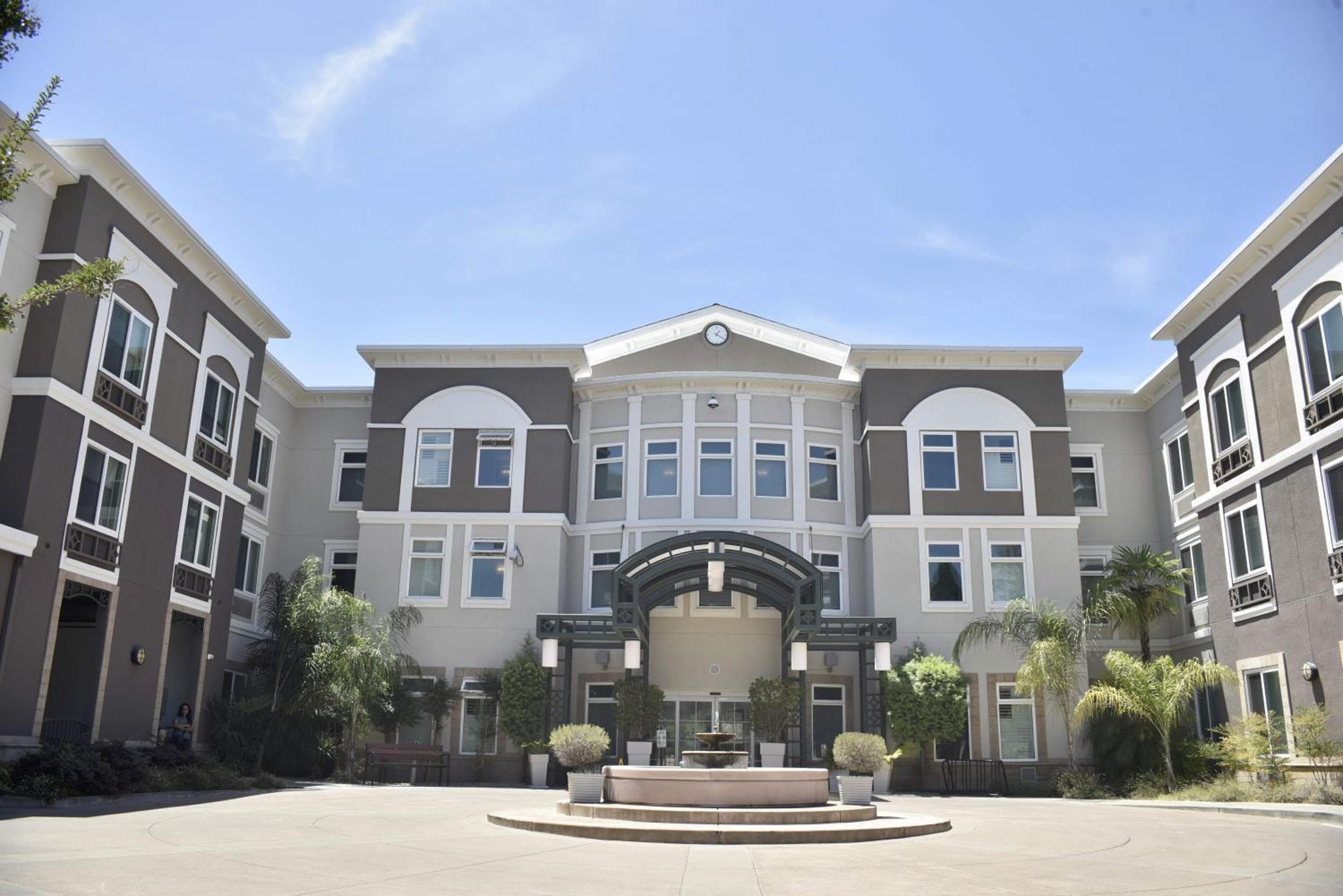Holiday Inn Express Windsor Sonoma Wine Country by IHG