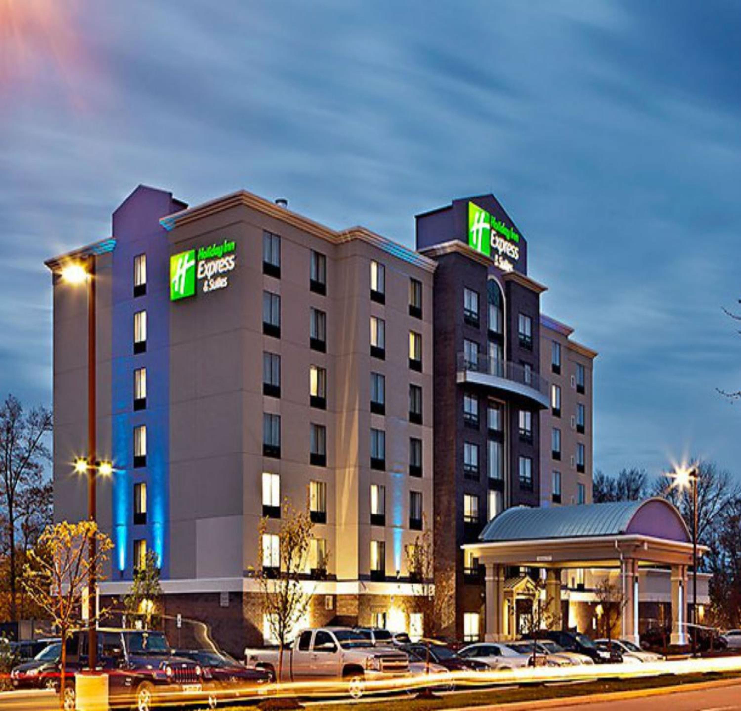 Holiday Inn Express & Suites Columbus - Polaris, an IHG Hotel
