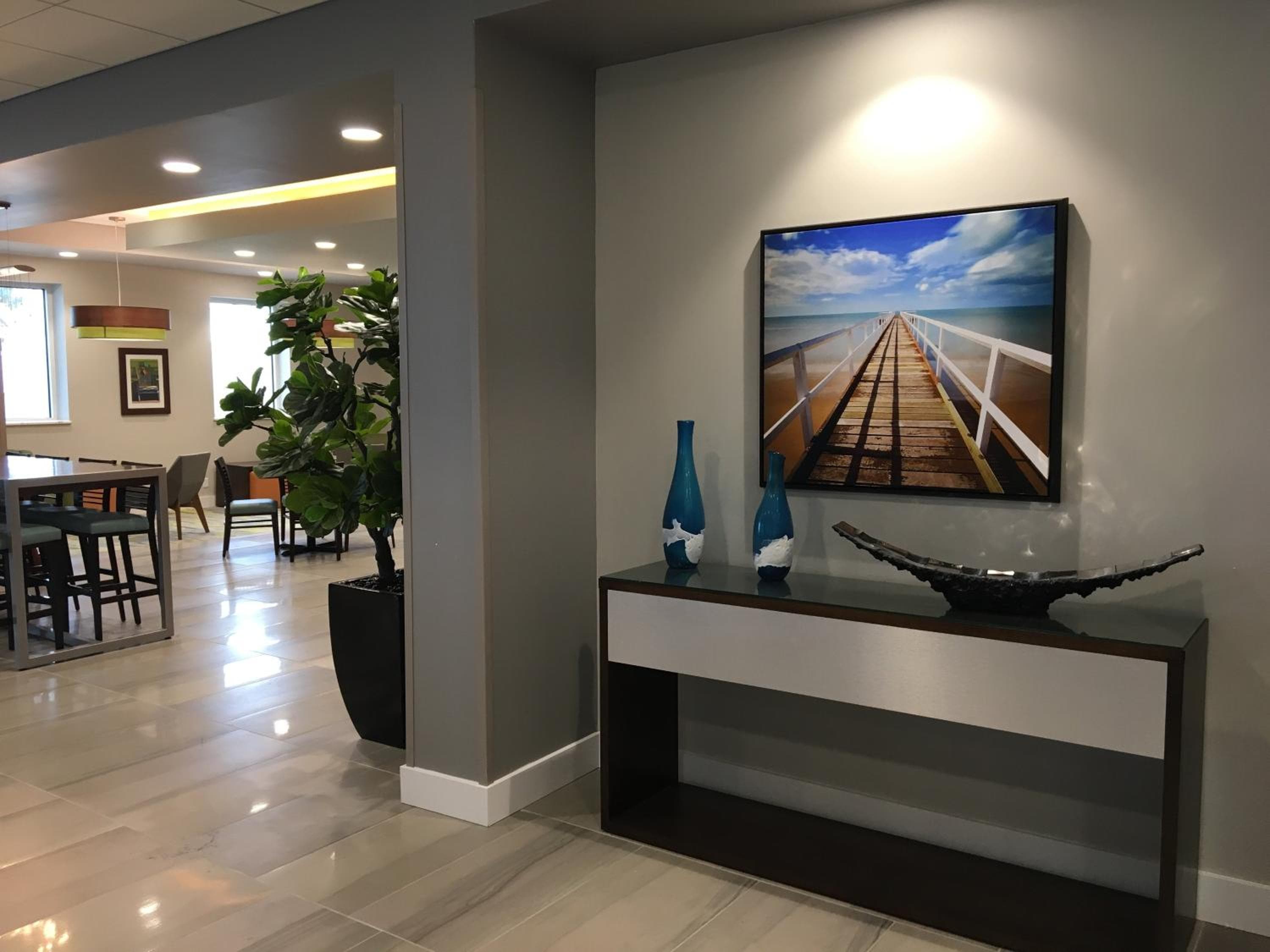 Holiday Inn Hotel & Suites Daytona Beach On The Ocean by IHG