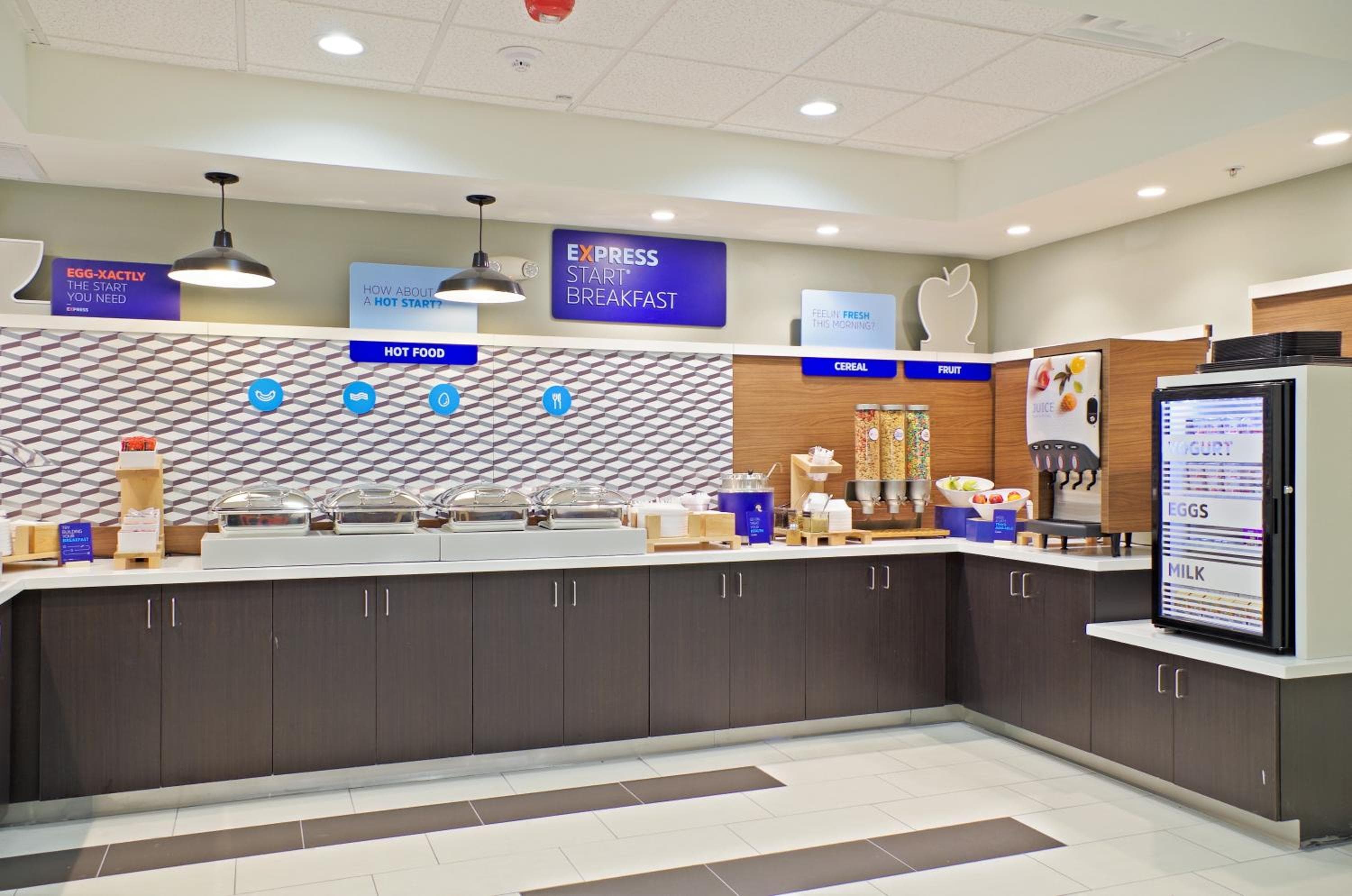 Holiday Inn Express & Suites - Phoenix North - Scottsdale by IHG