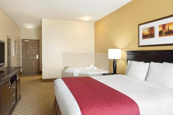 Country Inn & Suites by Radisson, Conway, AR