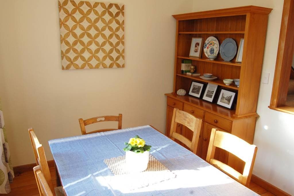 Shakespeare Cottage