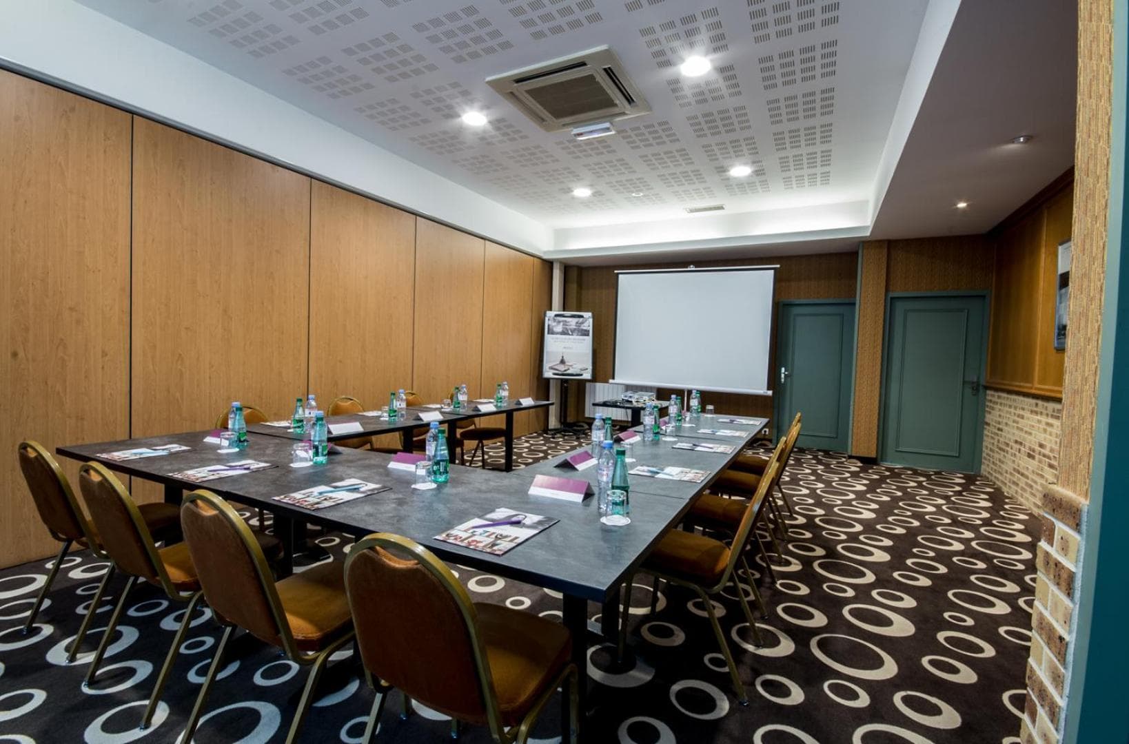 meeting & event spaces