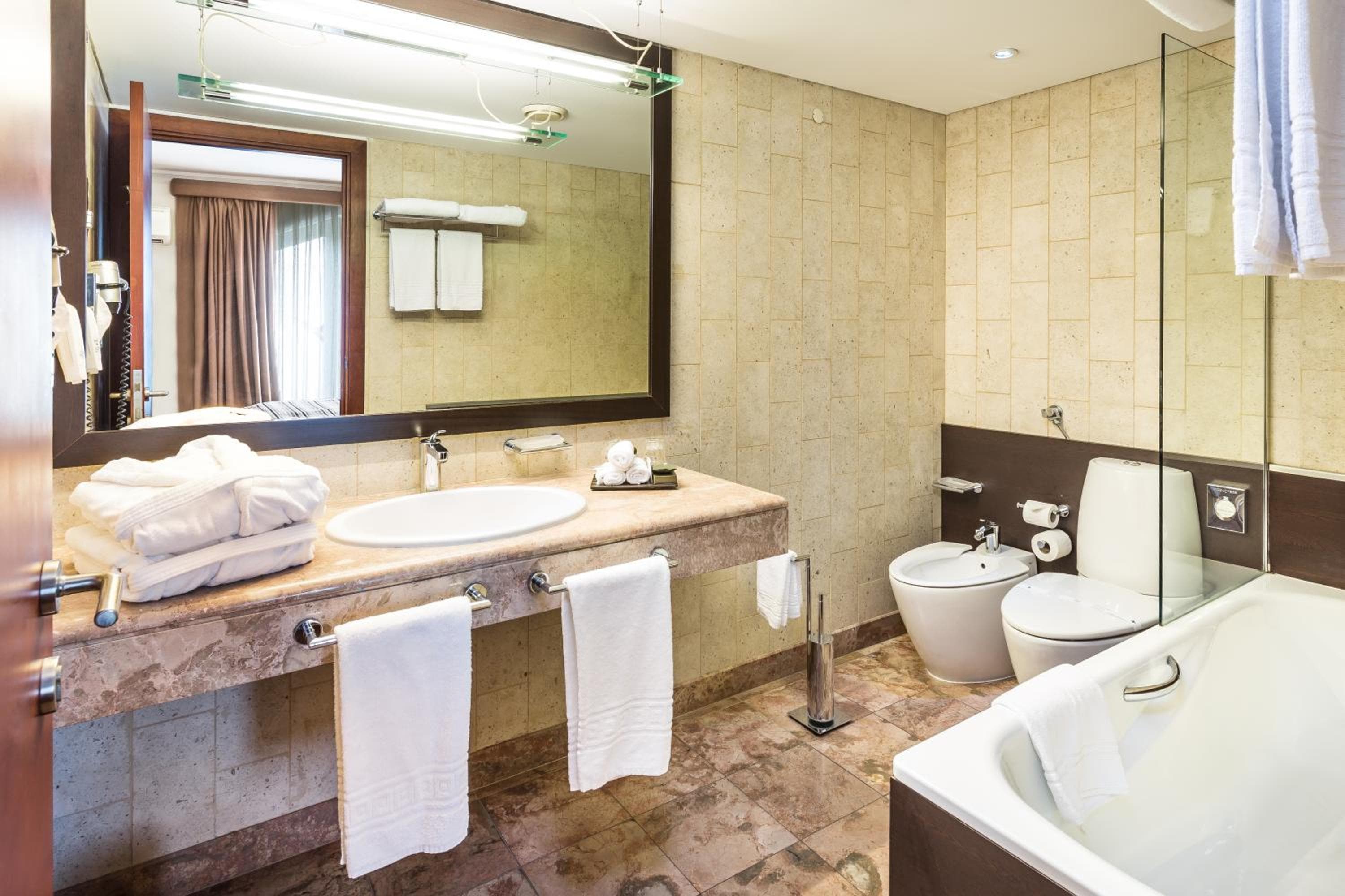 Legendary Lisboa Suites