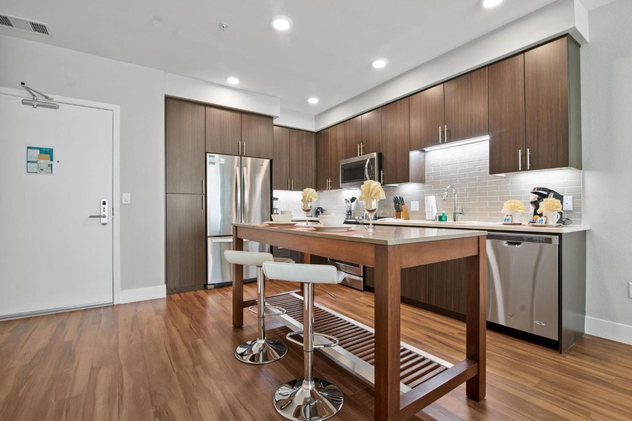 Global Luxury Suites at Downtown Mountain View