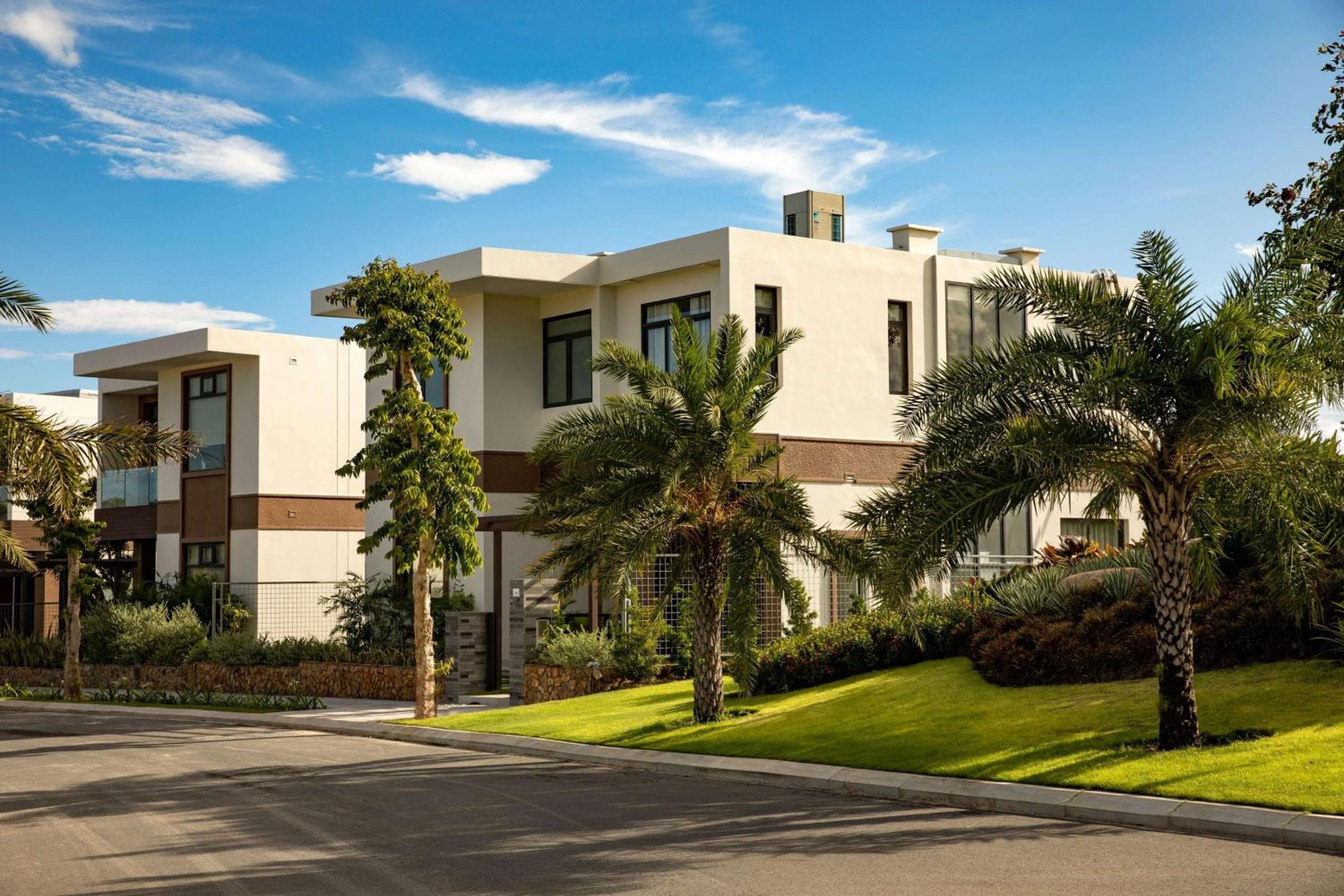 Wyndham Grand KN Paradise Cam Ranh