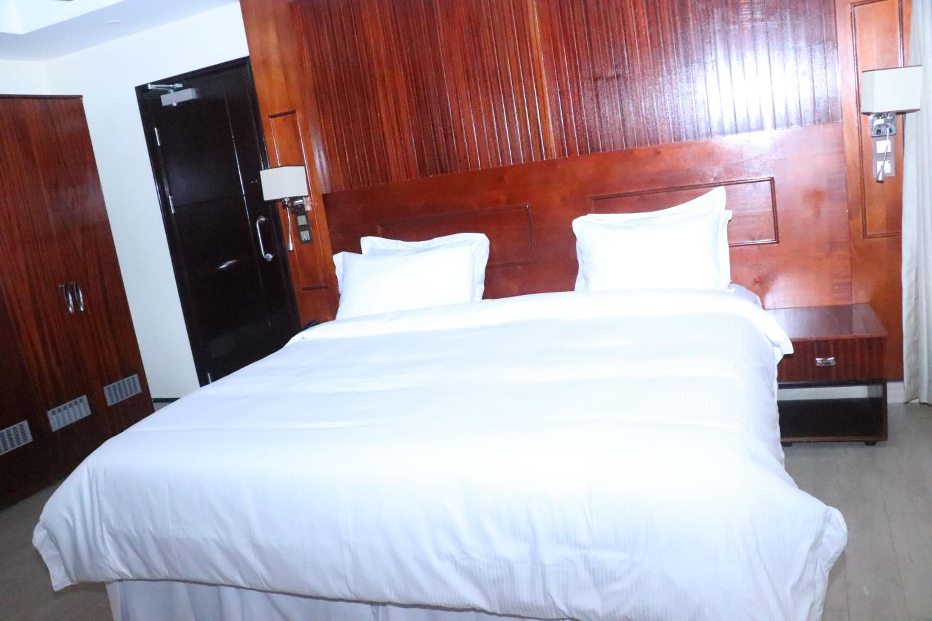 Sainte Famille Hotel
