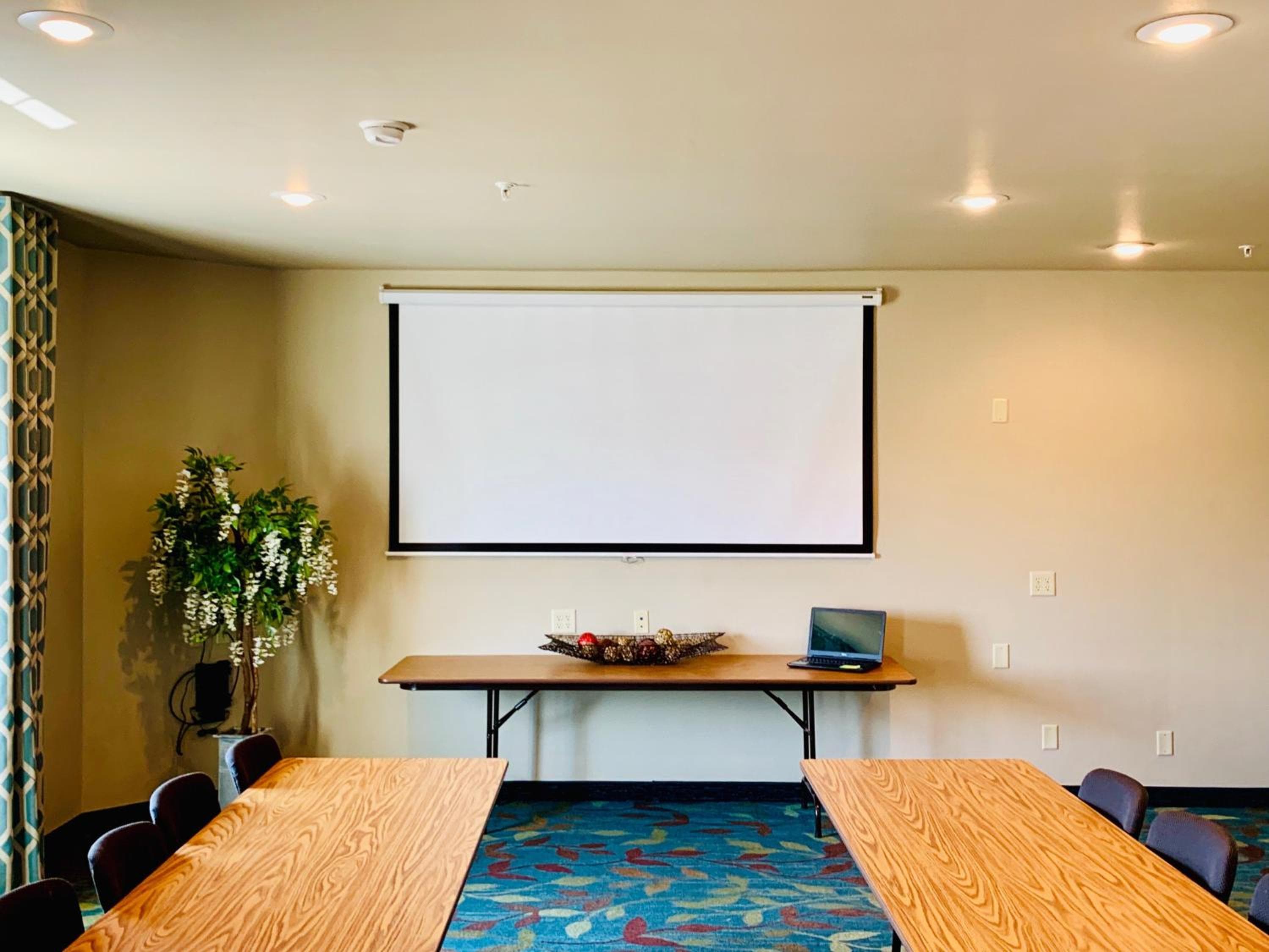Candlewood Suites Hot Springs by IHG