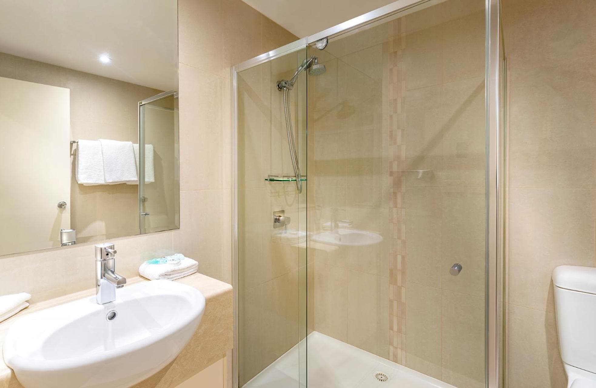 BEST WESTERN PLUS Travel Inn