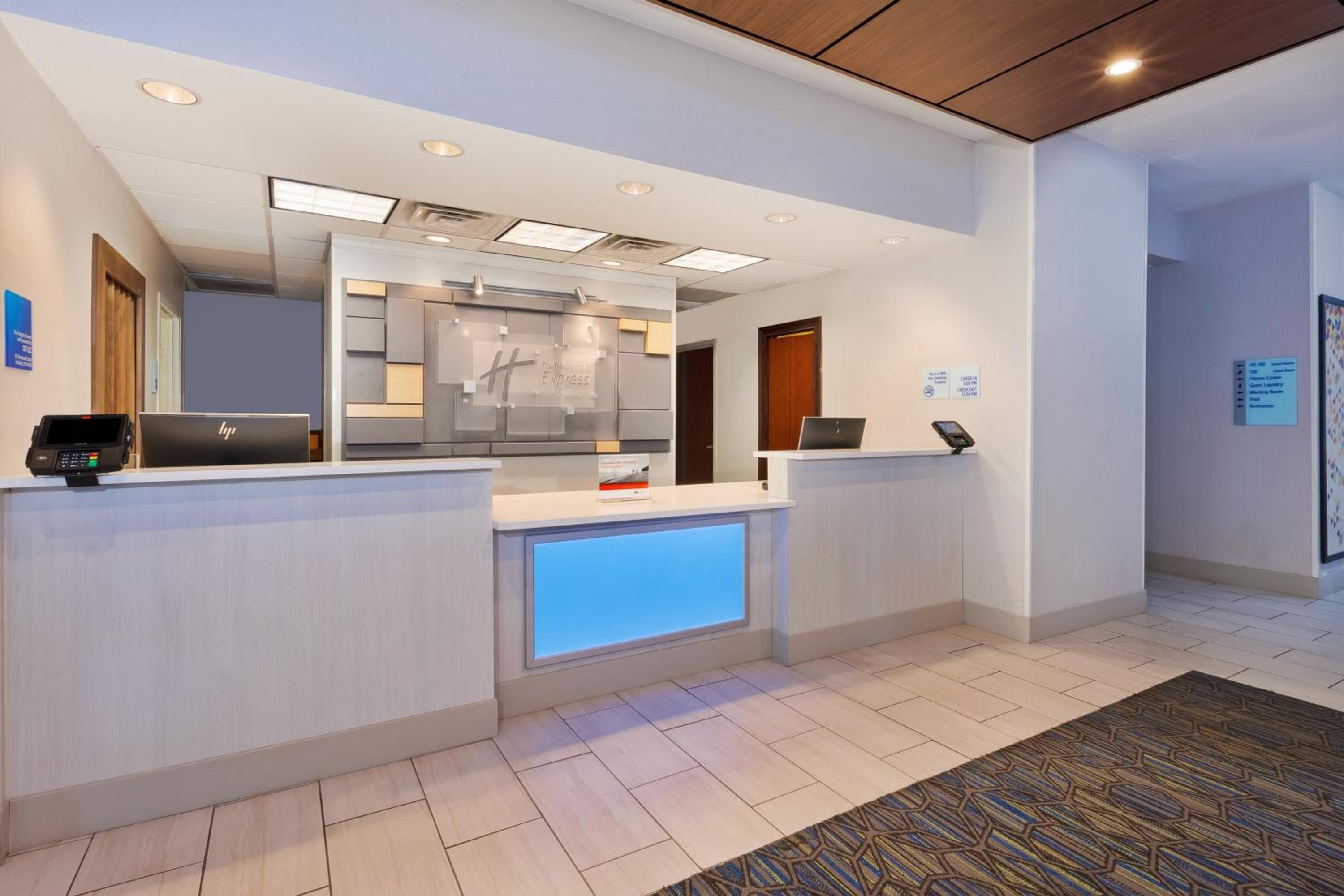 Holiday Inn Express Hotel & Suites Cleveland-Richfield by IHG
