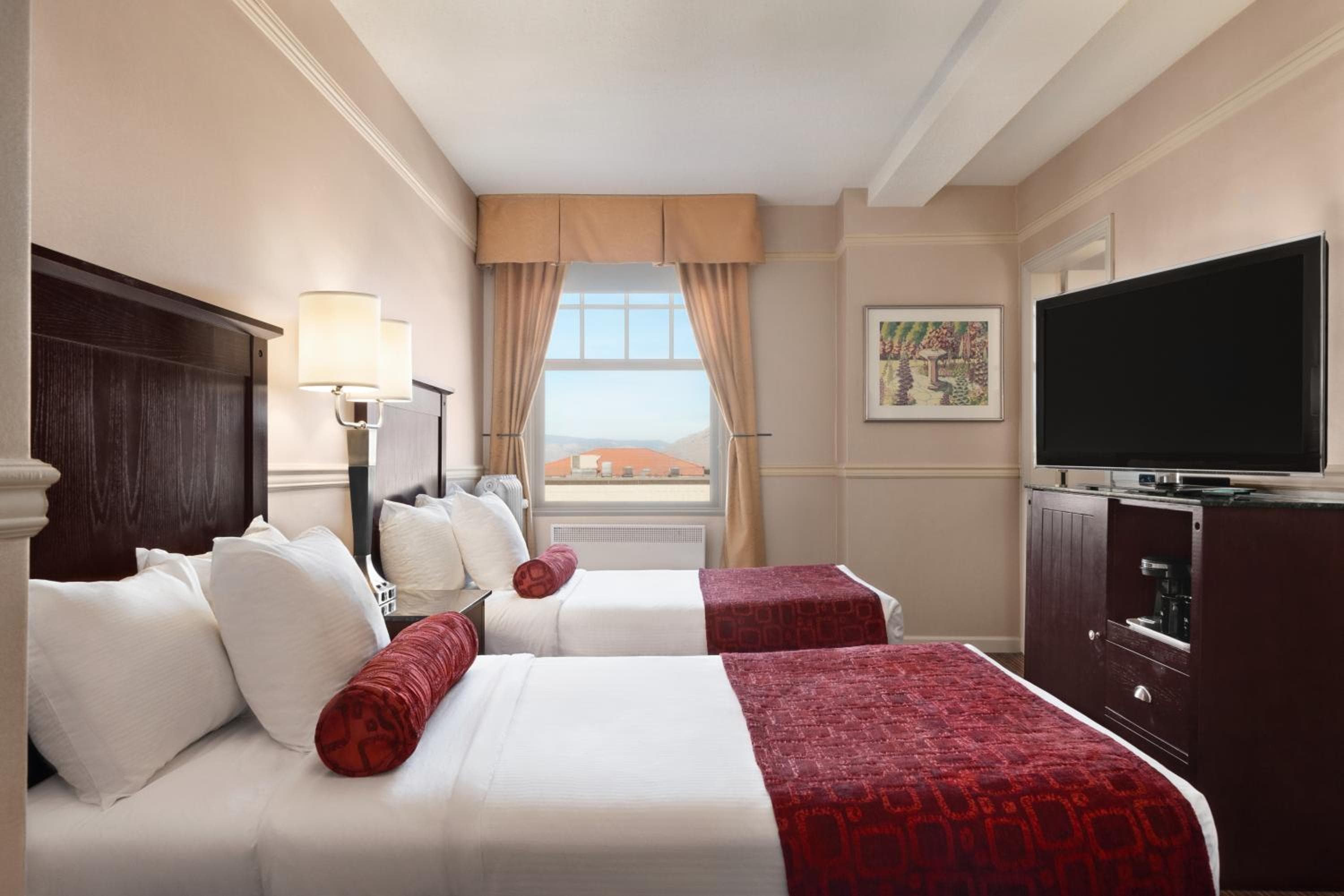 The Plaza Hotel Downtown, Trademark Collection by Wyndham