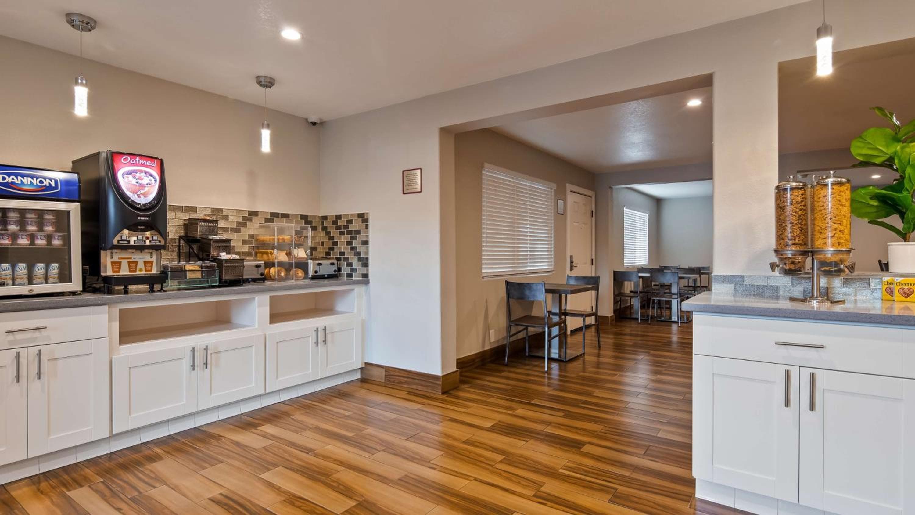 Best Western Plus Ontario Airport & Convention Center