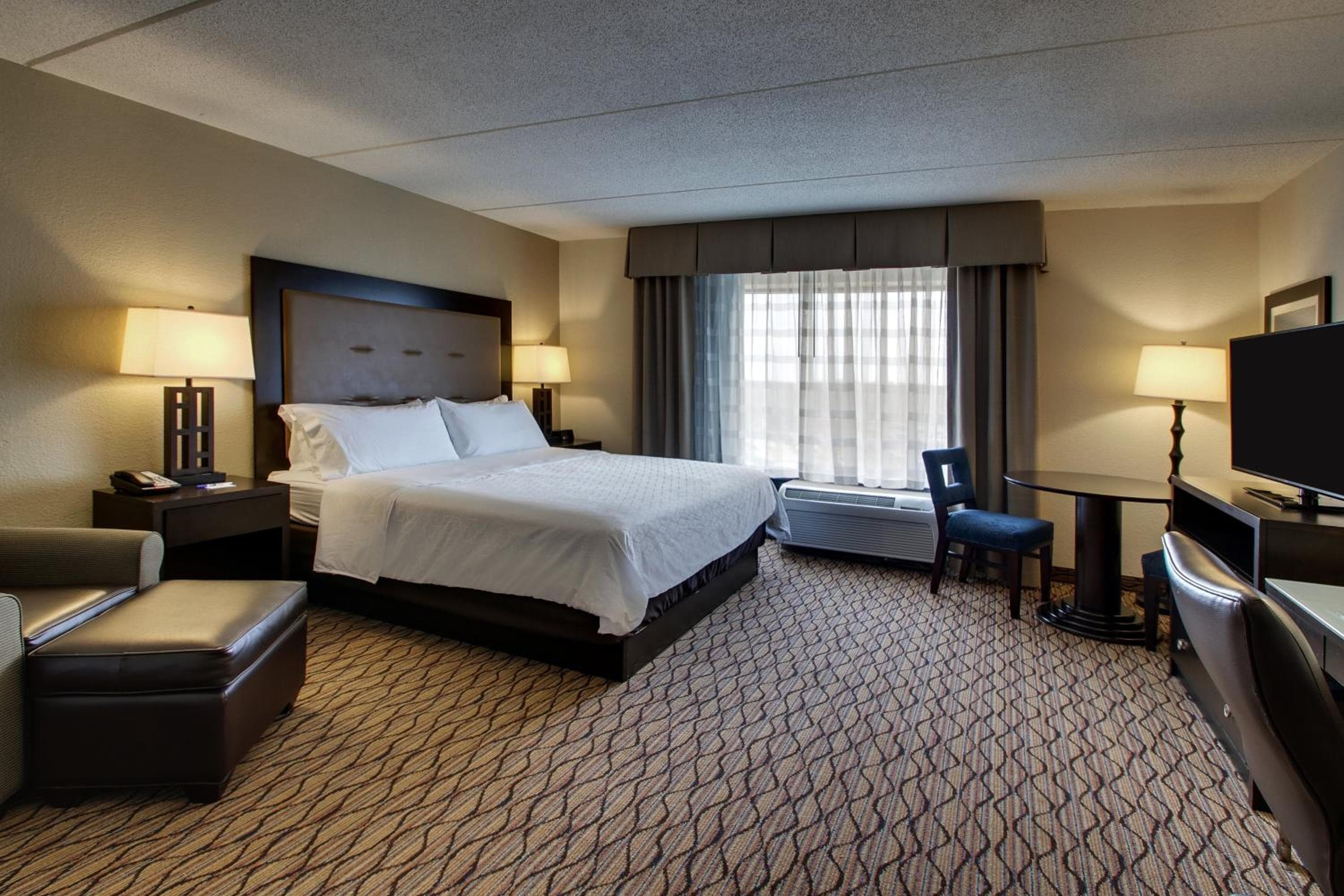Holiday Inn Express Baltimore BWI Airport West by IHG