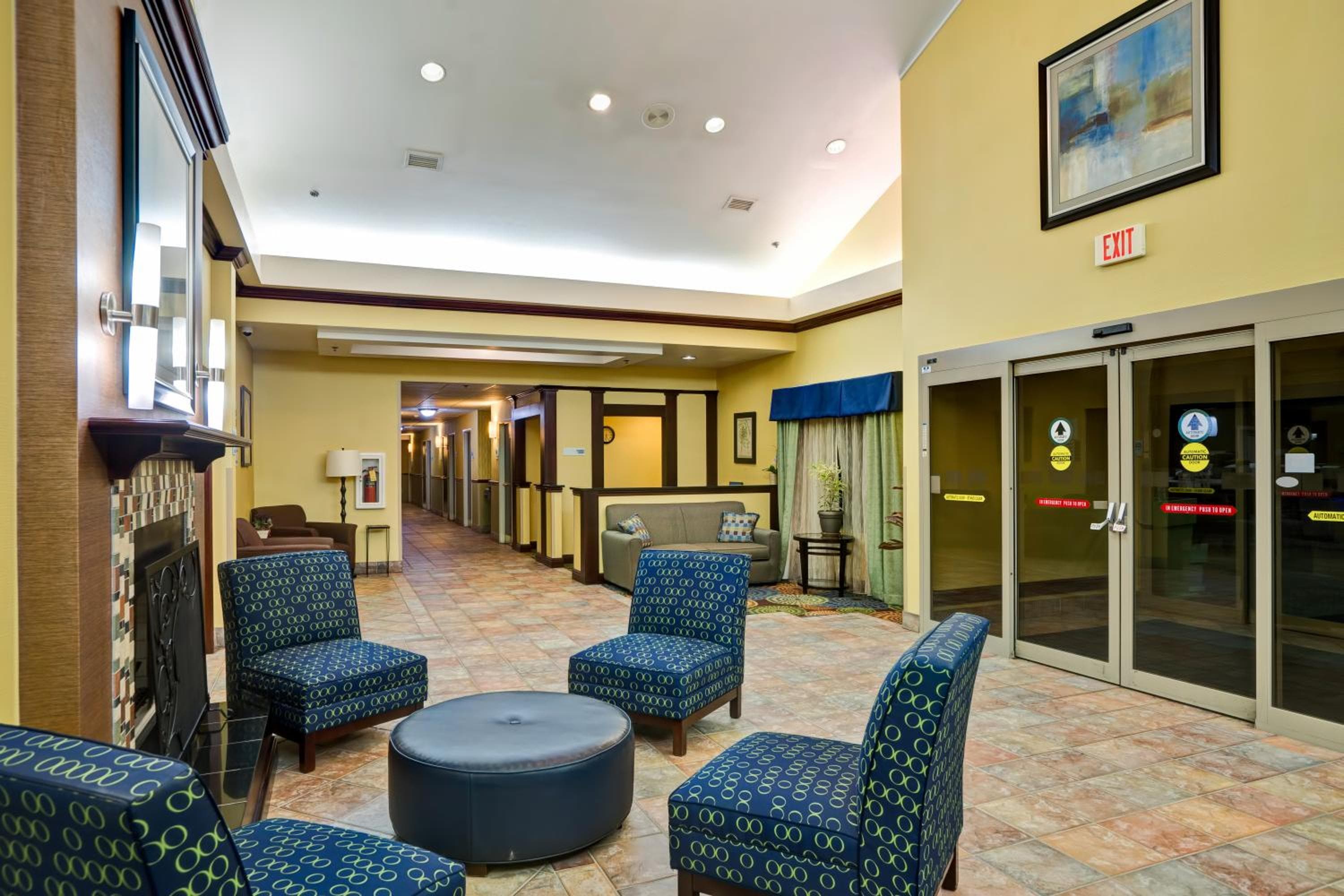 Holiday Inn Express Hotel & Suites Christiansburg by IHG