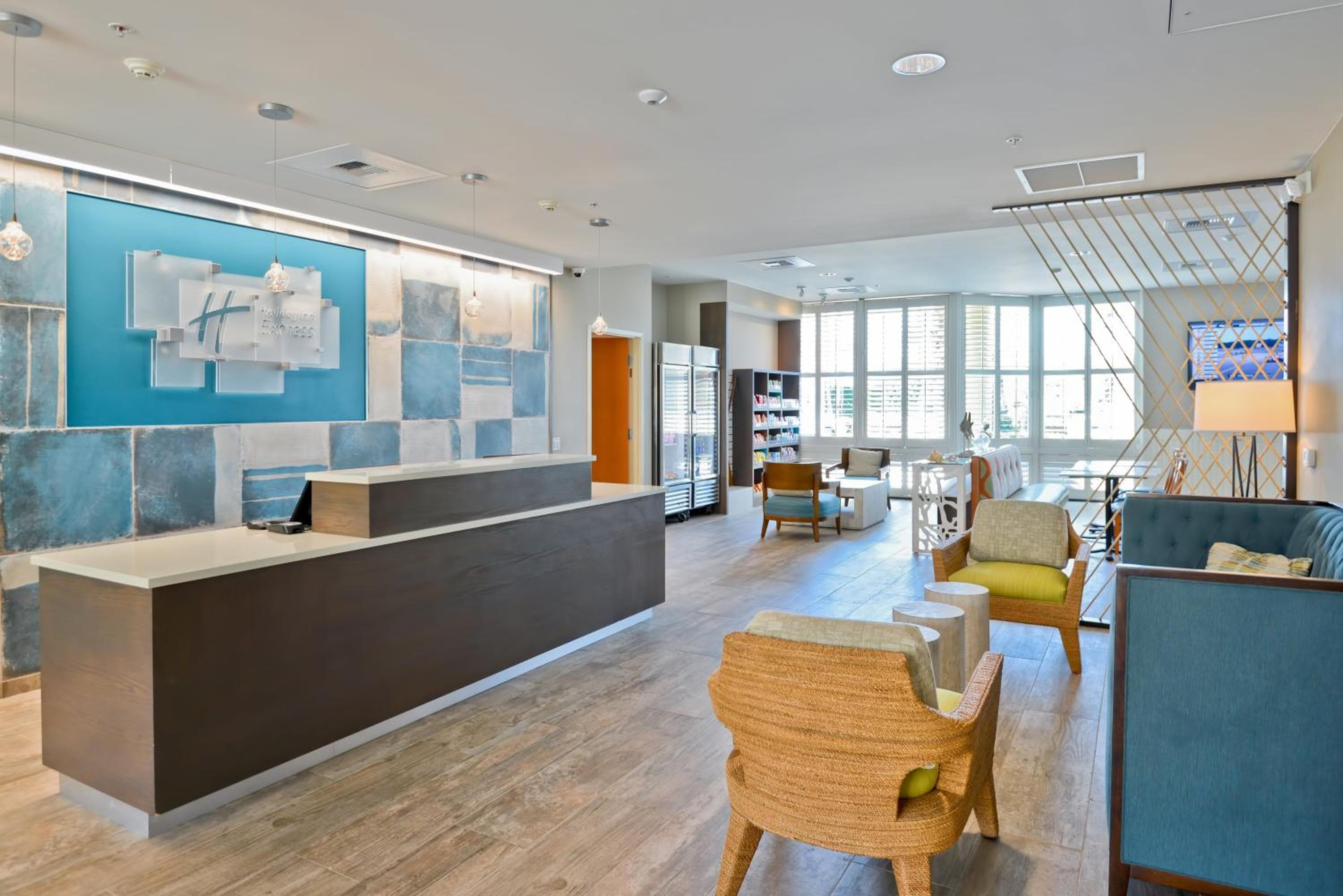 Holiday Inn Express Newport Beach by IHG