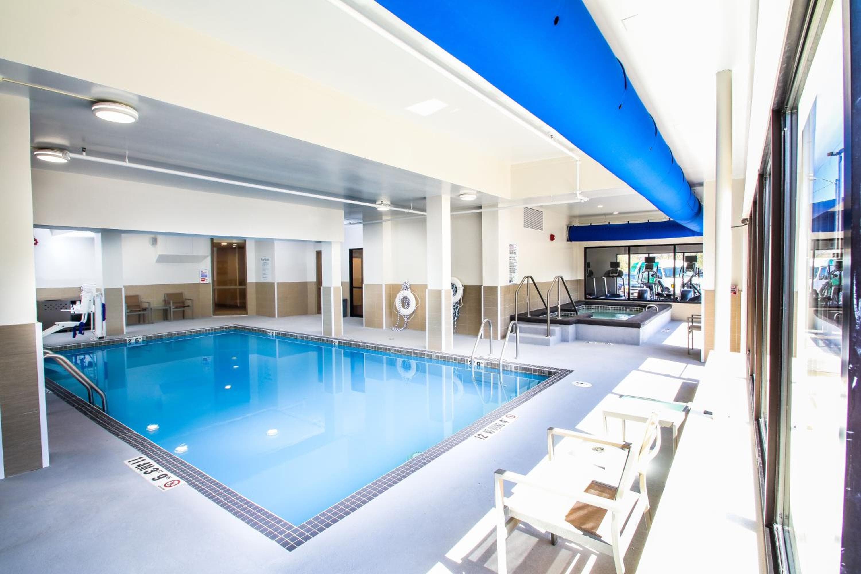 Holiday Inn Milwaukee Riverfront by IHG