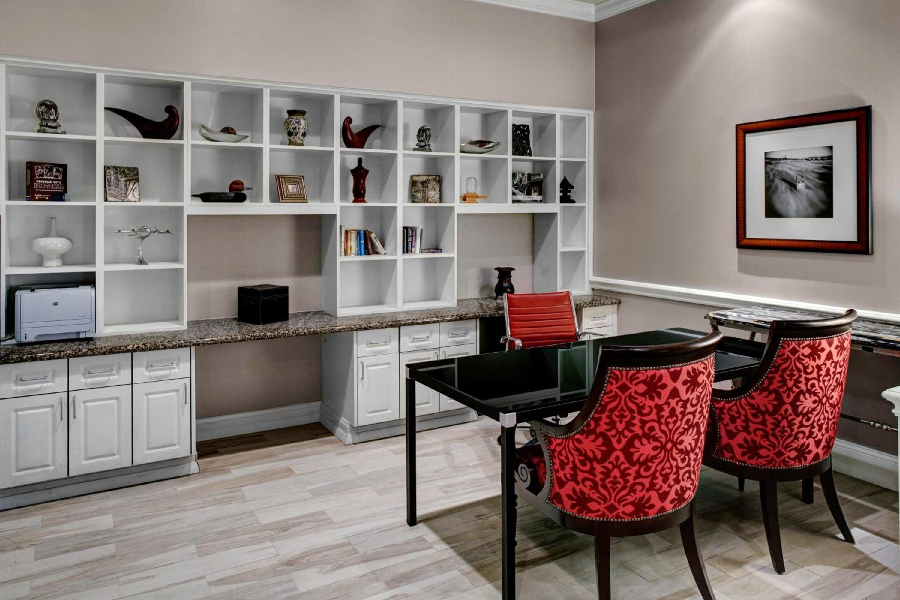 Holiday Inn Savannah Historic District by IHG