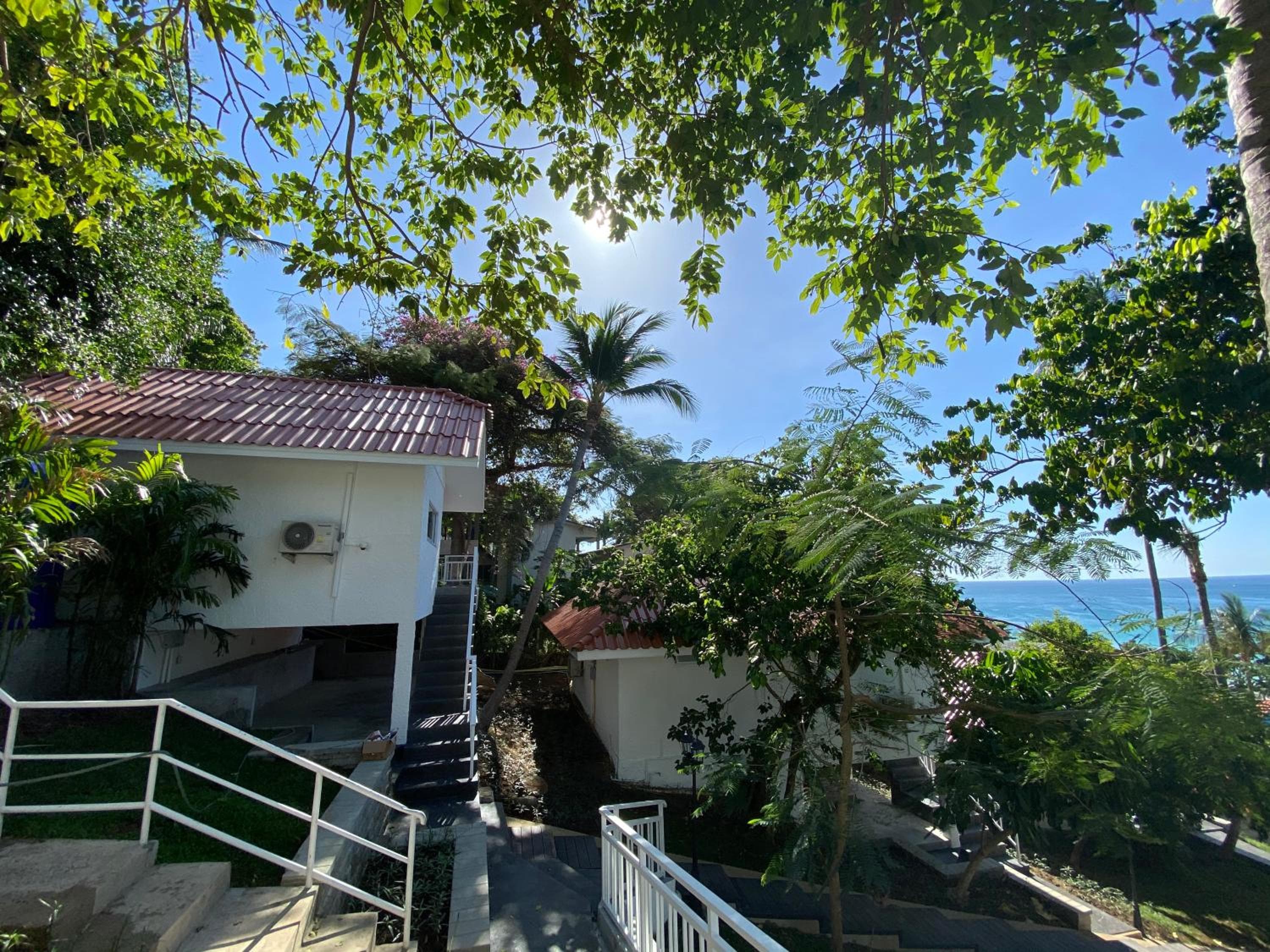 Kata White Villas
