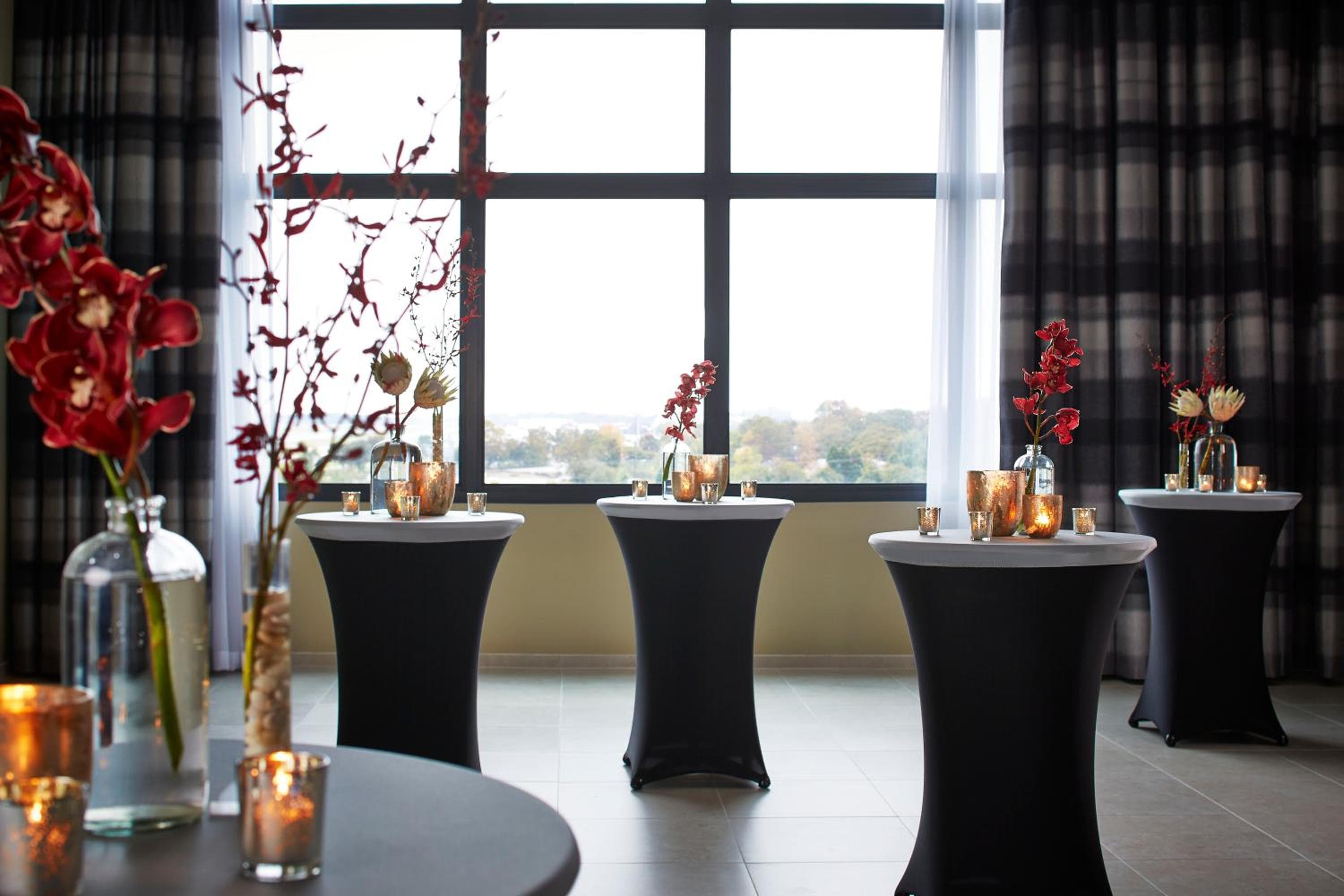 Kimpton Overland Hotel - Atlanta Airport by IHG