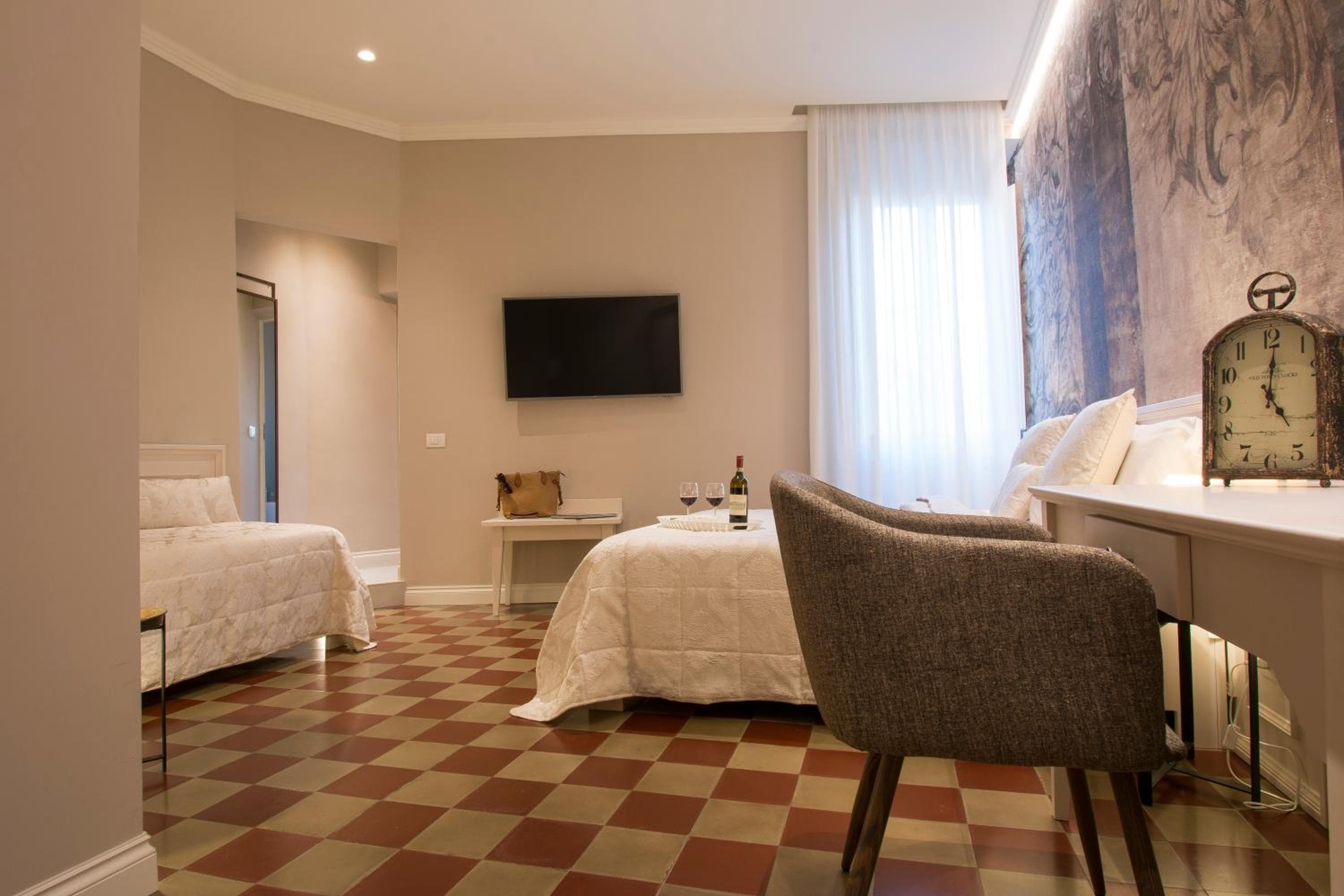 hotel room