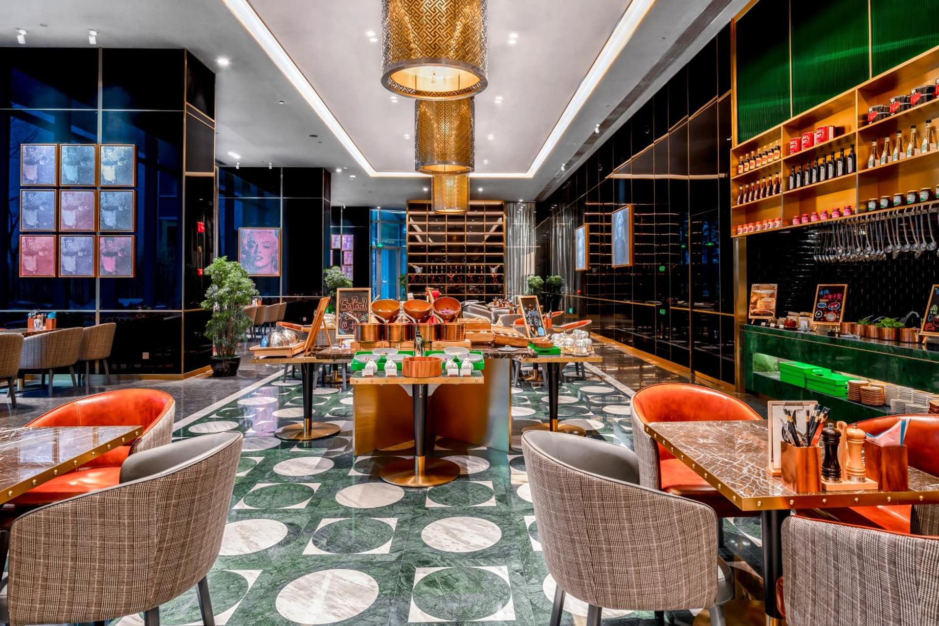 dining