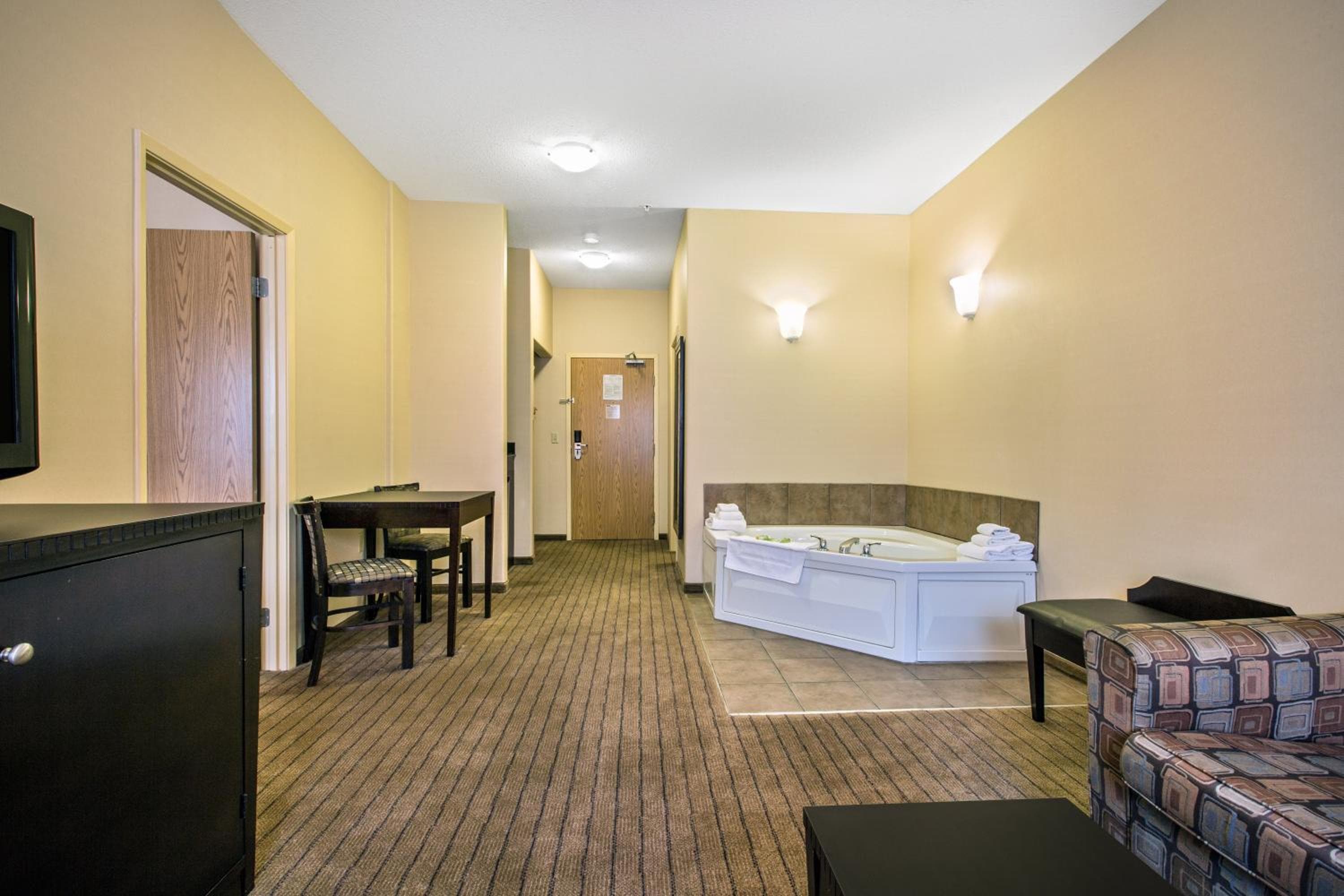 Ramada by Wyndham Prince Albert