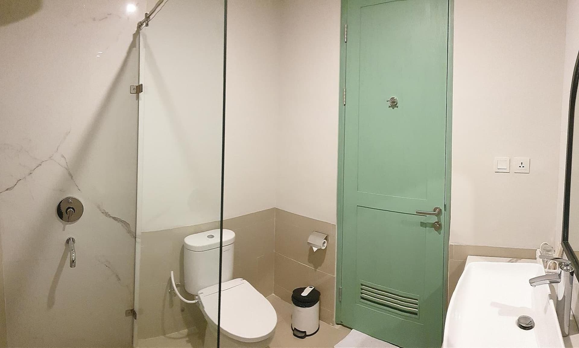 Jambuluwuk Thamrin Hotel
