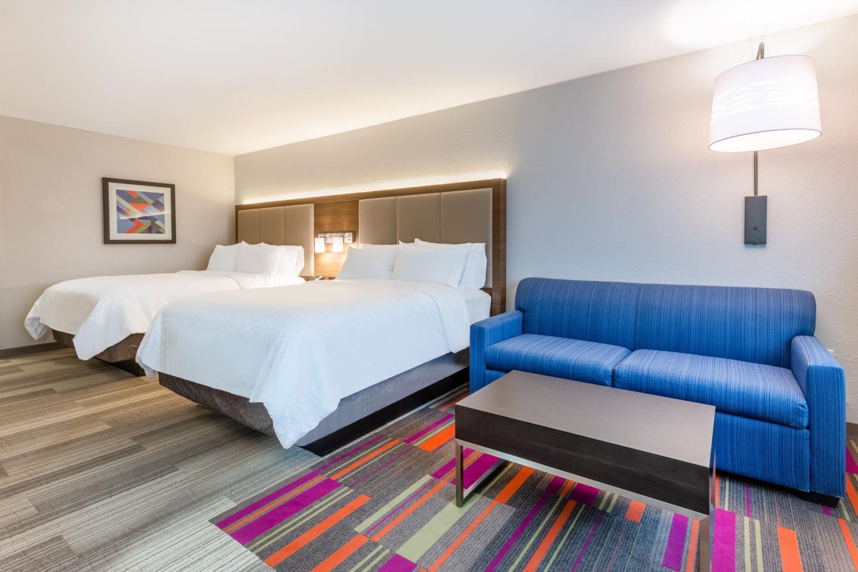 Holiday Inn Express & Suites - Florence - Cincinnati Airport by IHG