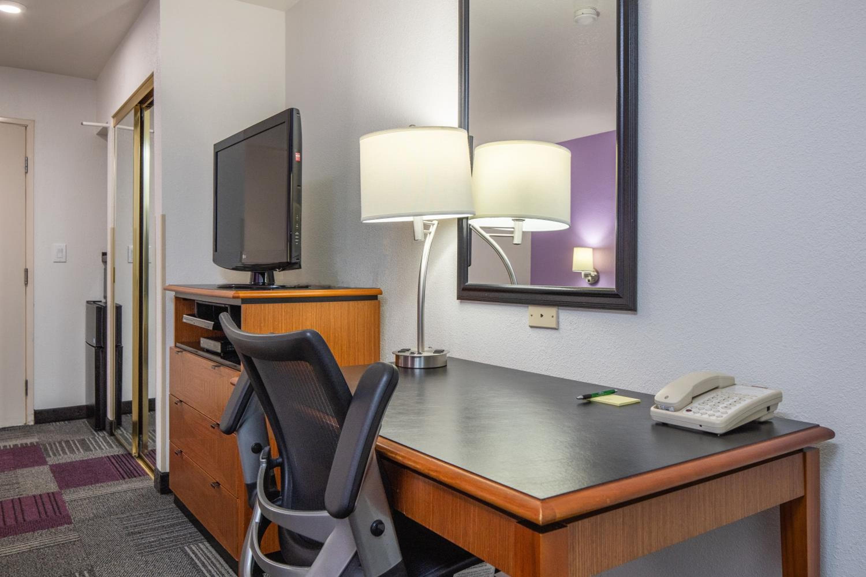 Atherton Park Inn and Suites