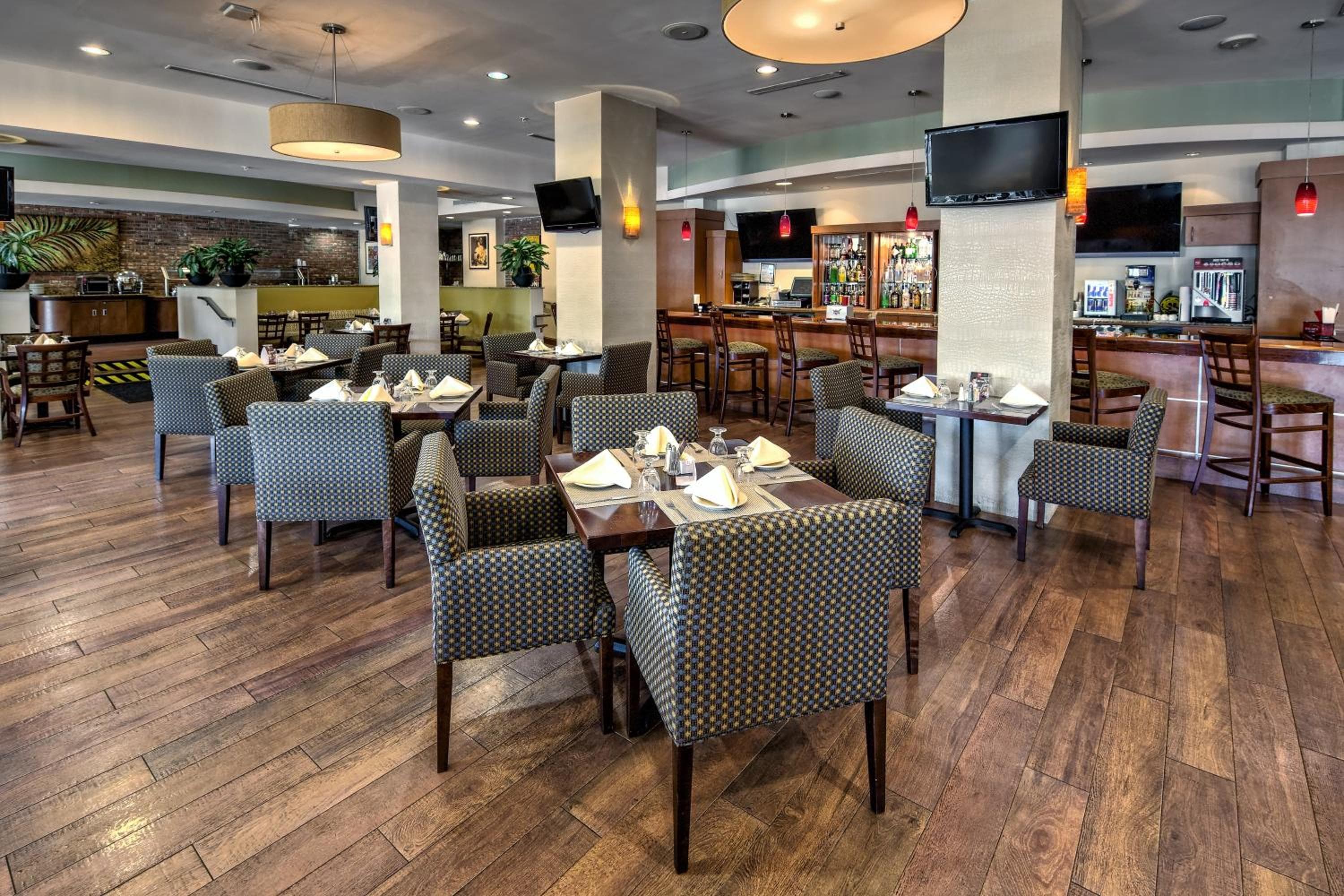 Holiday Inn Hotel Port of Miami-Downtown by IHG