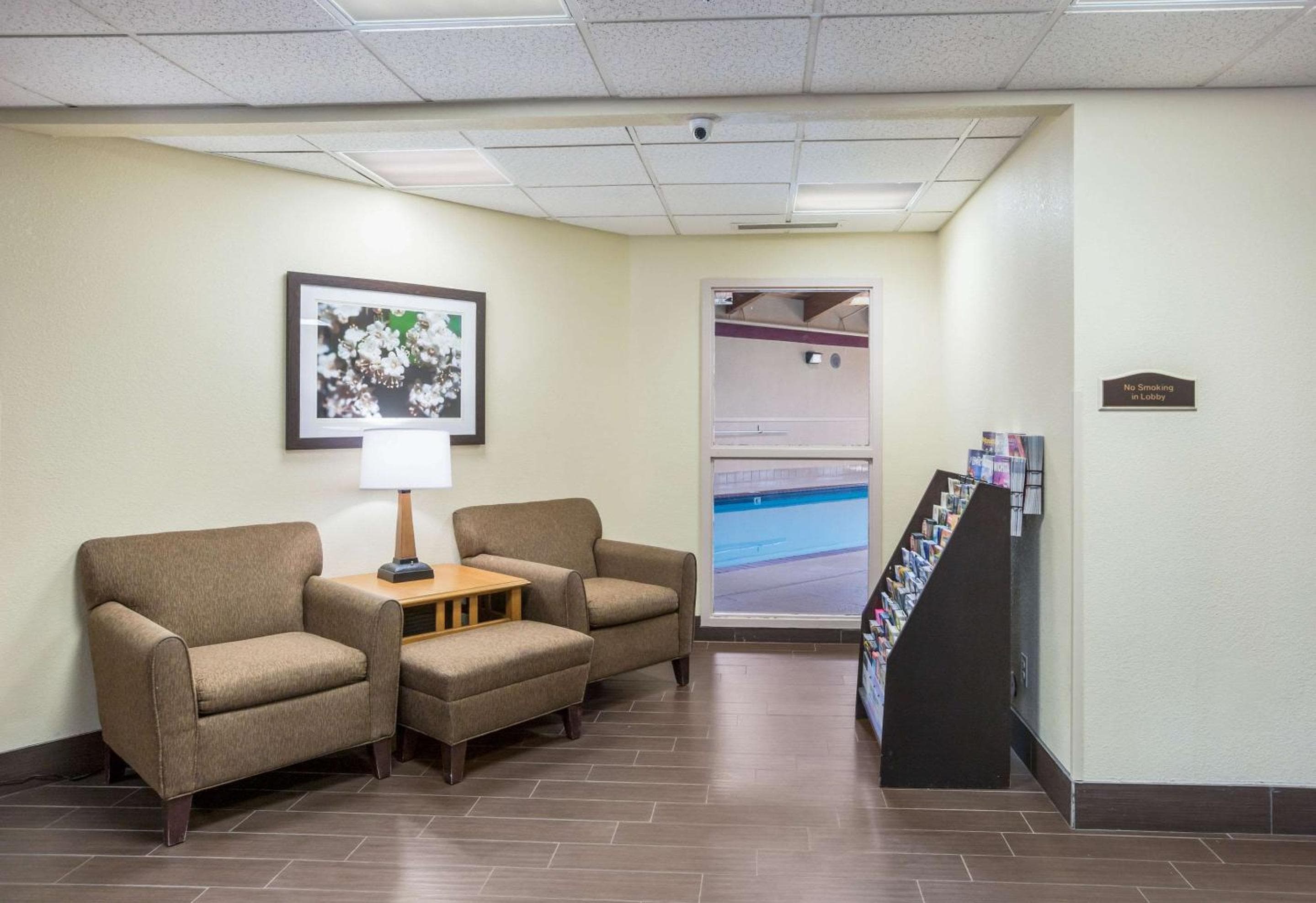 Quality Inn & Suites Lawrence - University Area